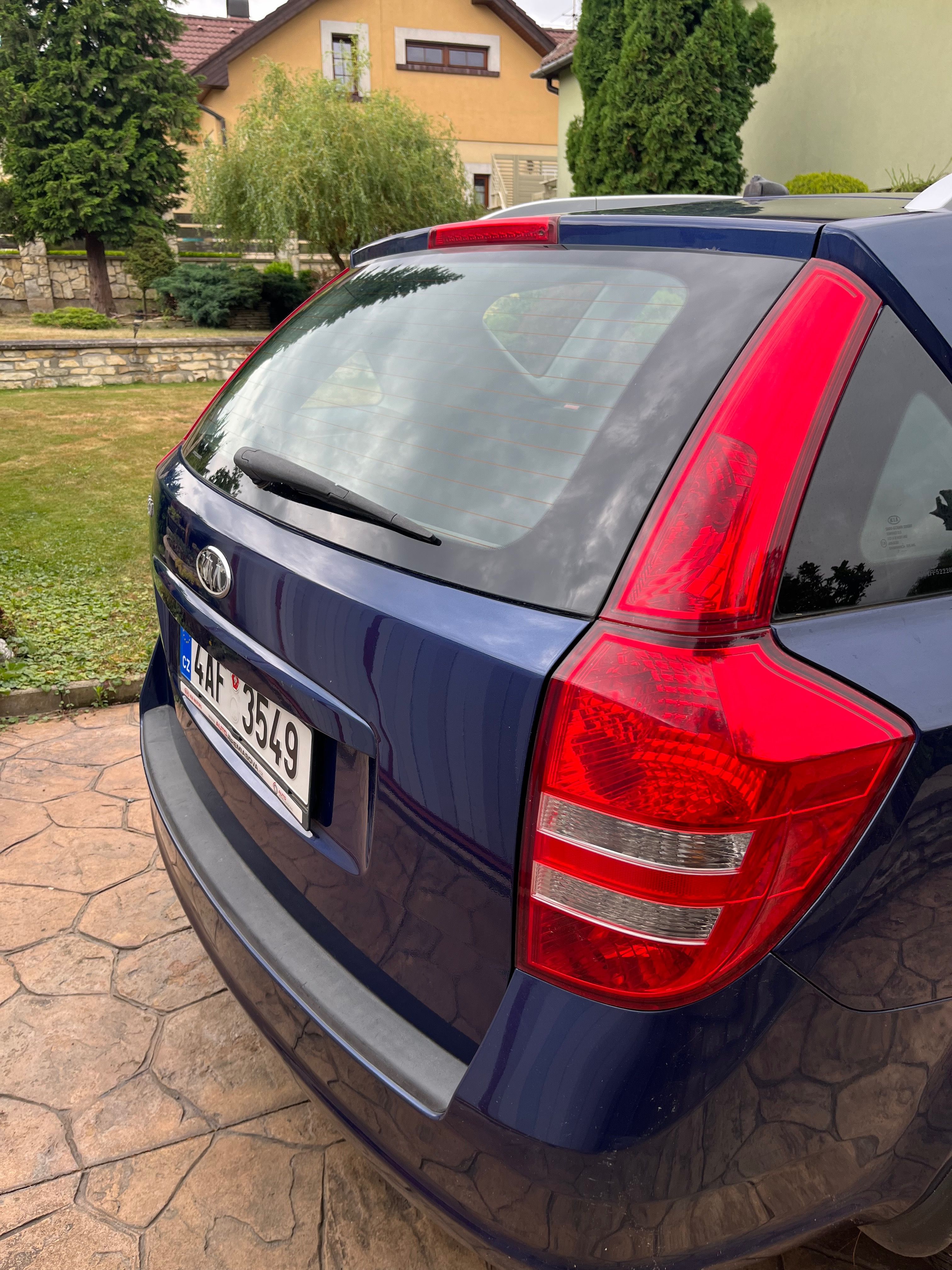 Kia Cee´d - fotka 6