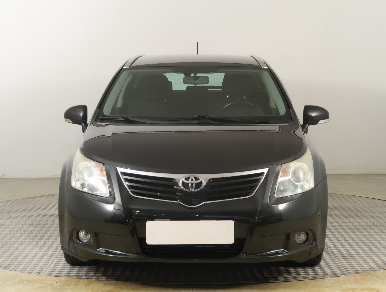 Toyota Avensis, 1.8 Valvematic, po STK - fotka 2