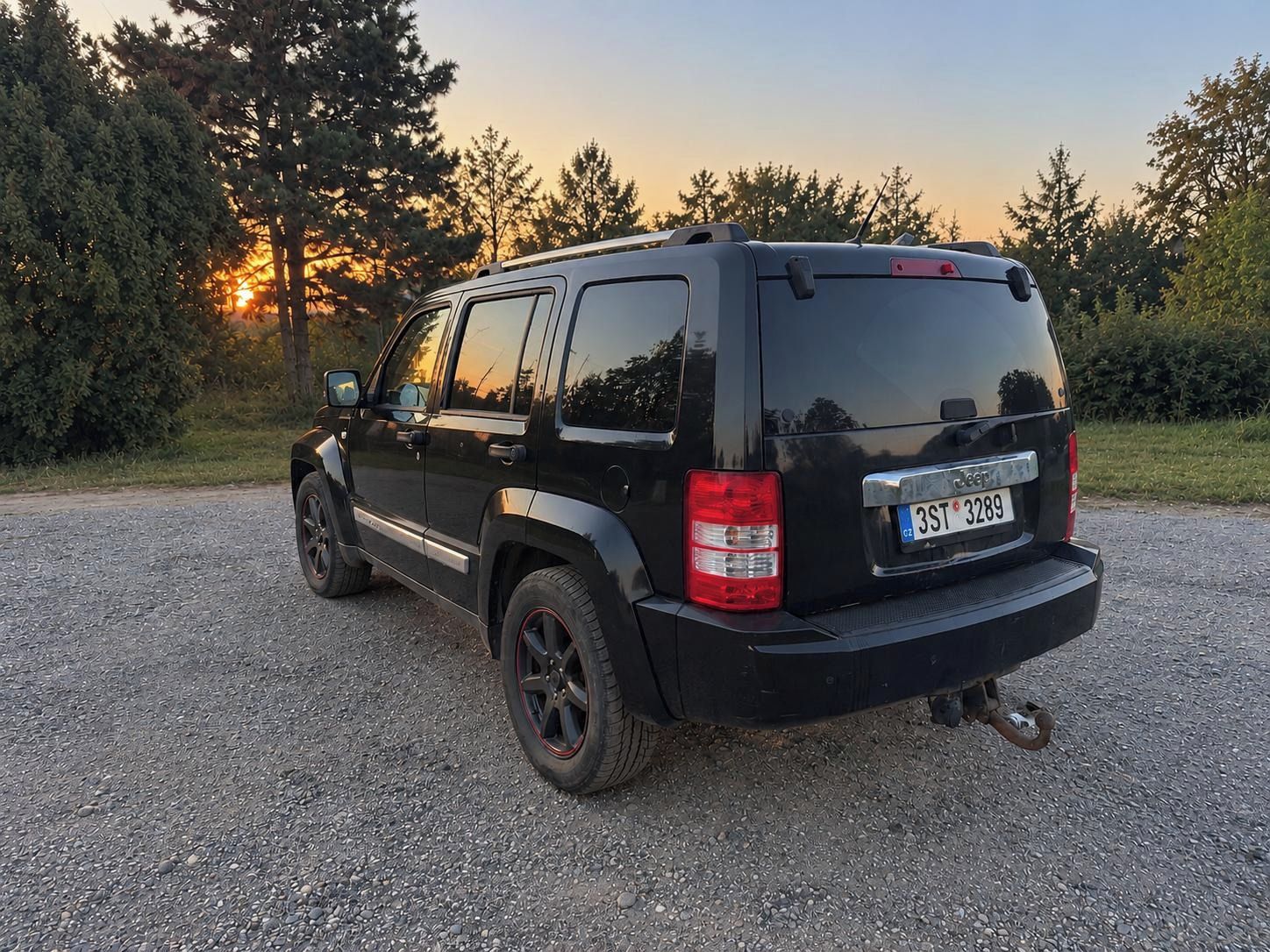 Jeep Cherokee, Cherokee 2.8 CRD 4x4, automat - fotka 5