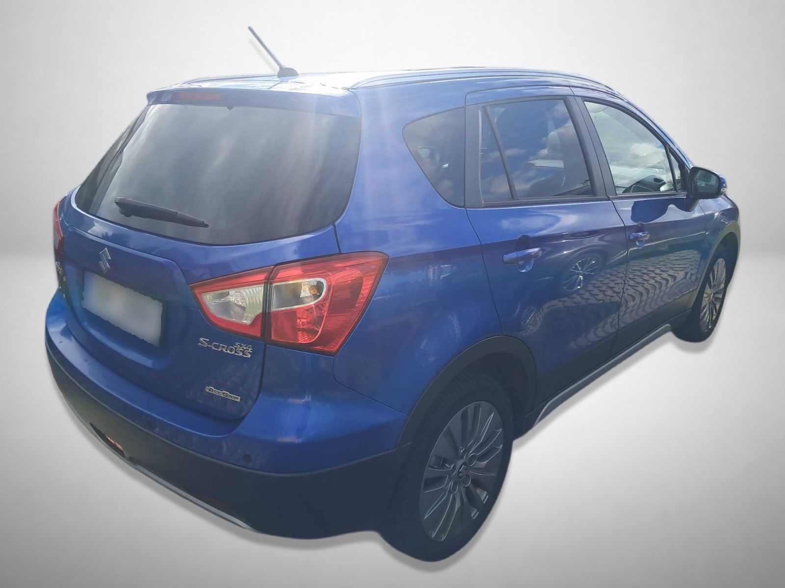 Suzuki SX4 S-Cross, 1.6 VVT AllGrip, 4X4 - fotka 2