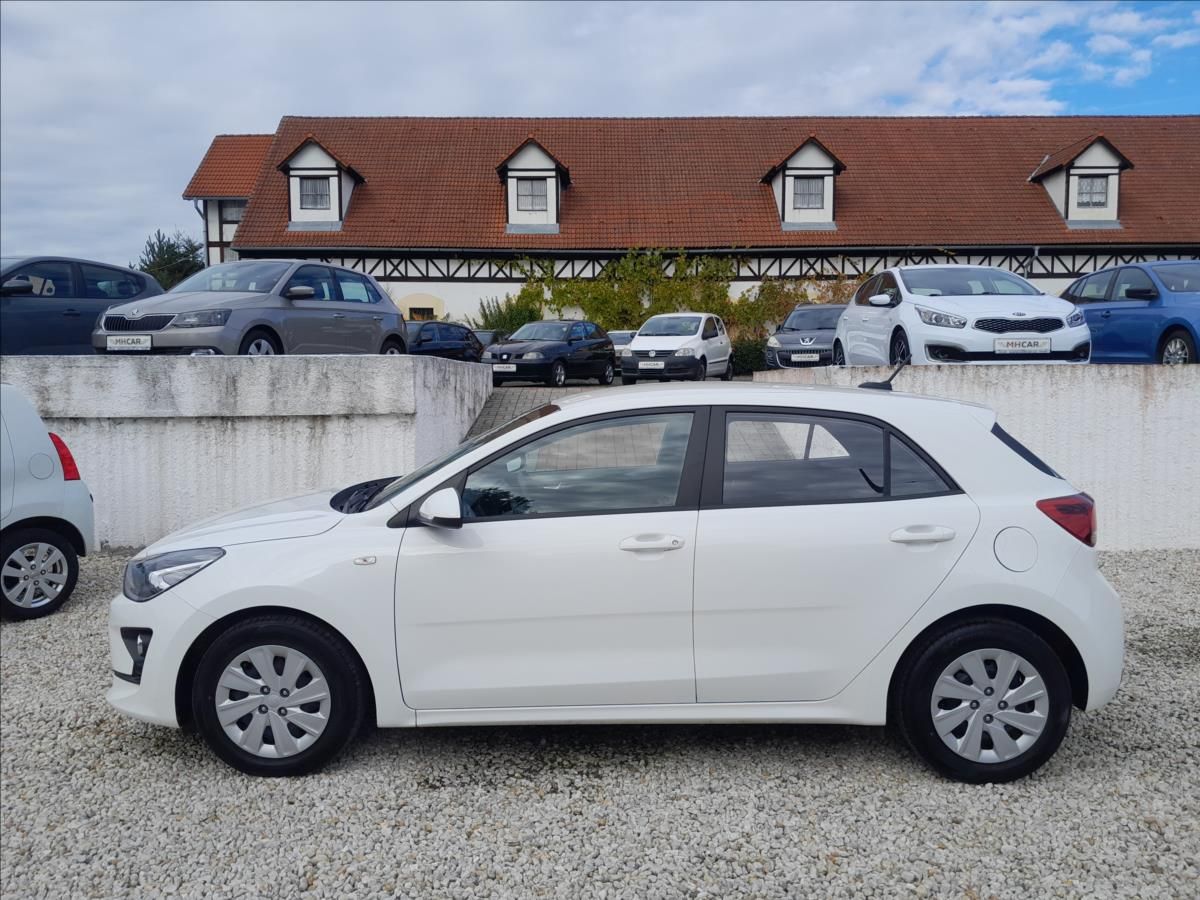 Kia Rio, 1,2i 61kW - fotka 4