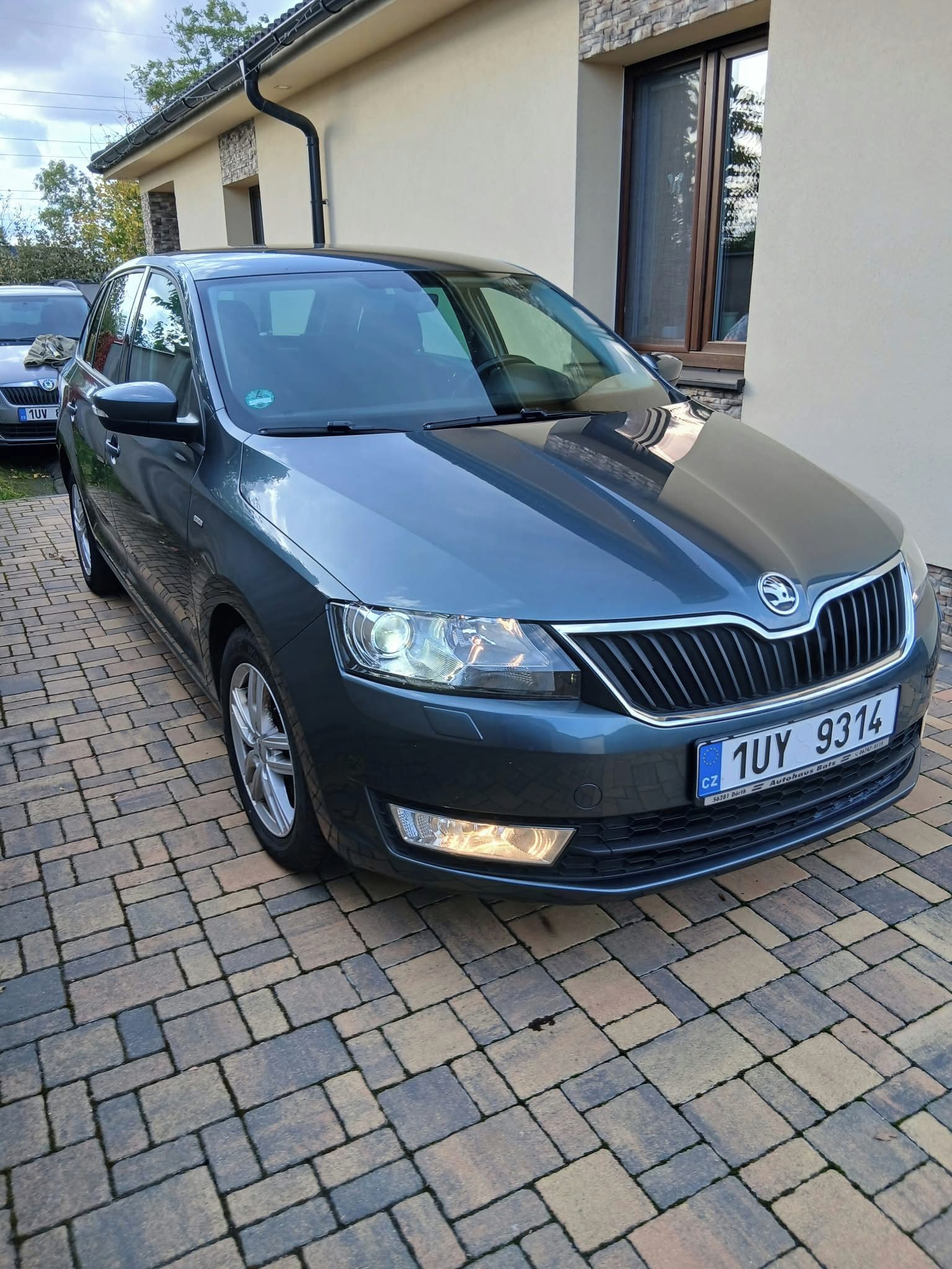 Škoda Rapid, 1.6TDI 85KW  DRIVE - fotka 3