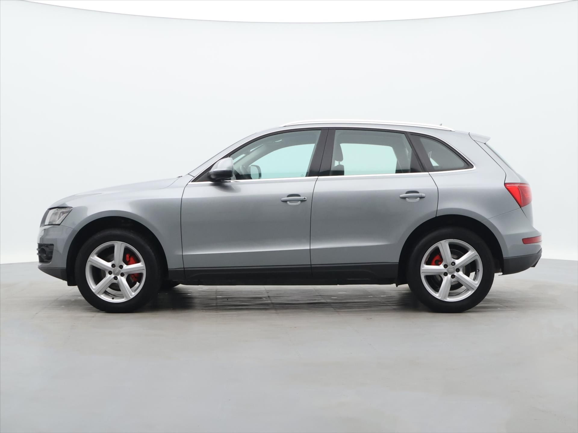 Audi Q5, 2,0 TDI 125kW Quattro CZ - fotka 4