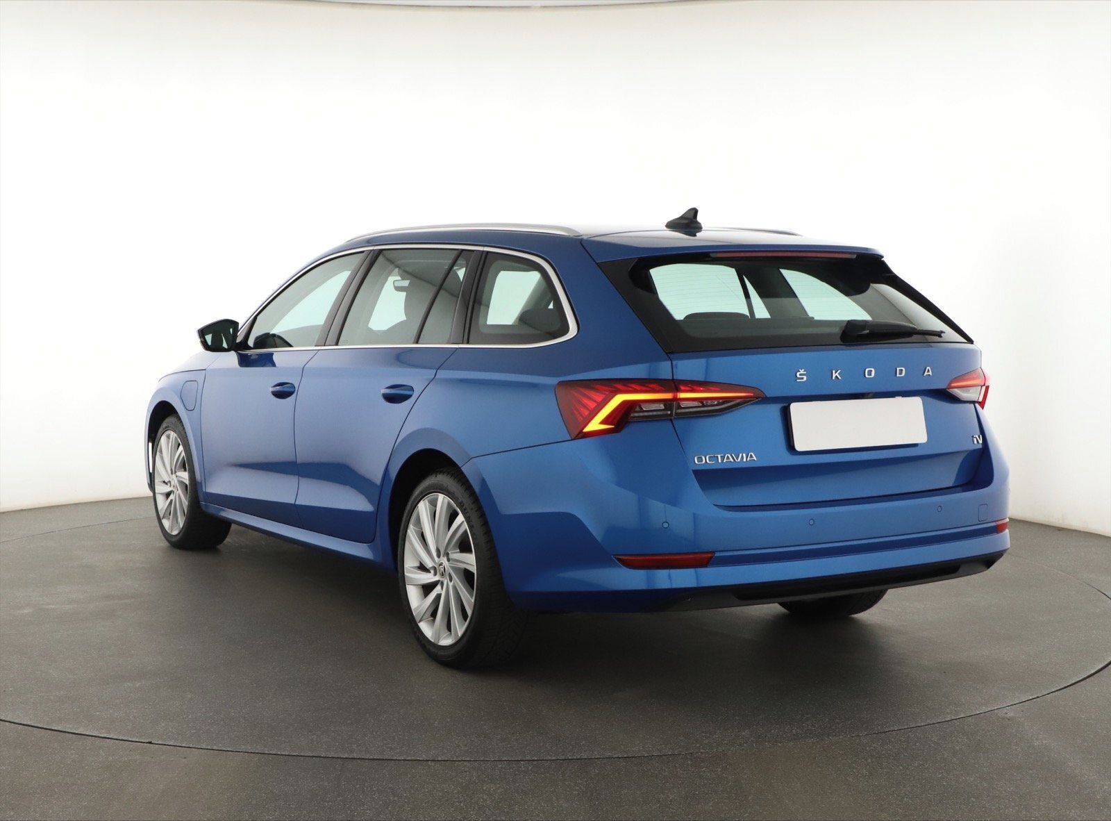 Škoda Octavia, 1.4 TSI iV, Style, Automat, ČR - fotka 4