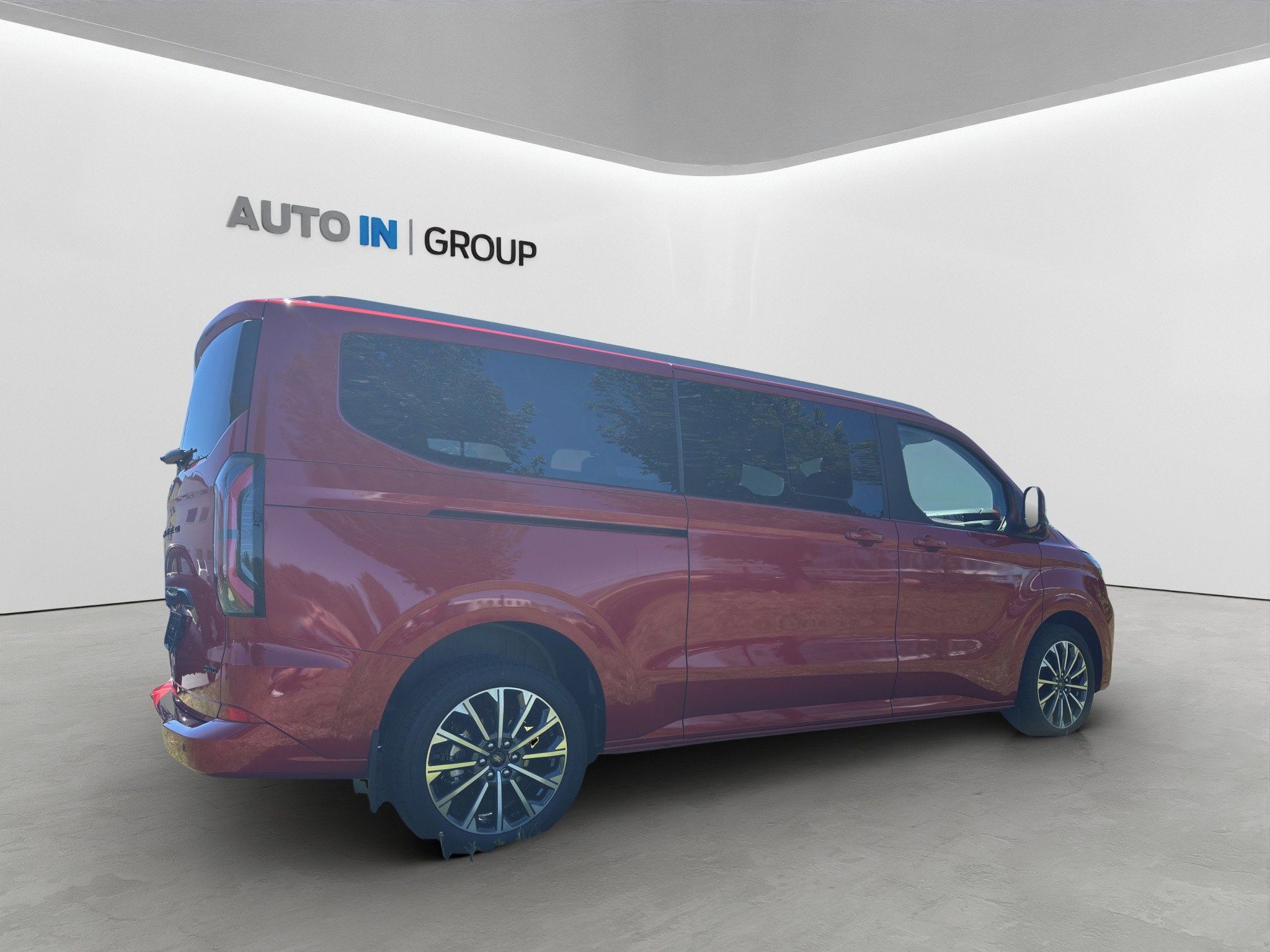 Ford Tourneo Custom, L2 TITANIUM X 2.0 EcoBlue - fotka 5