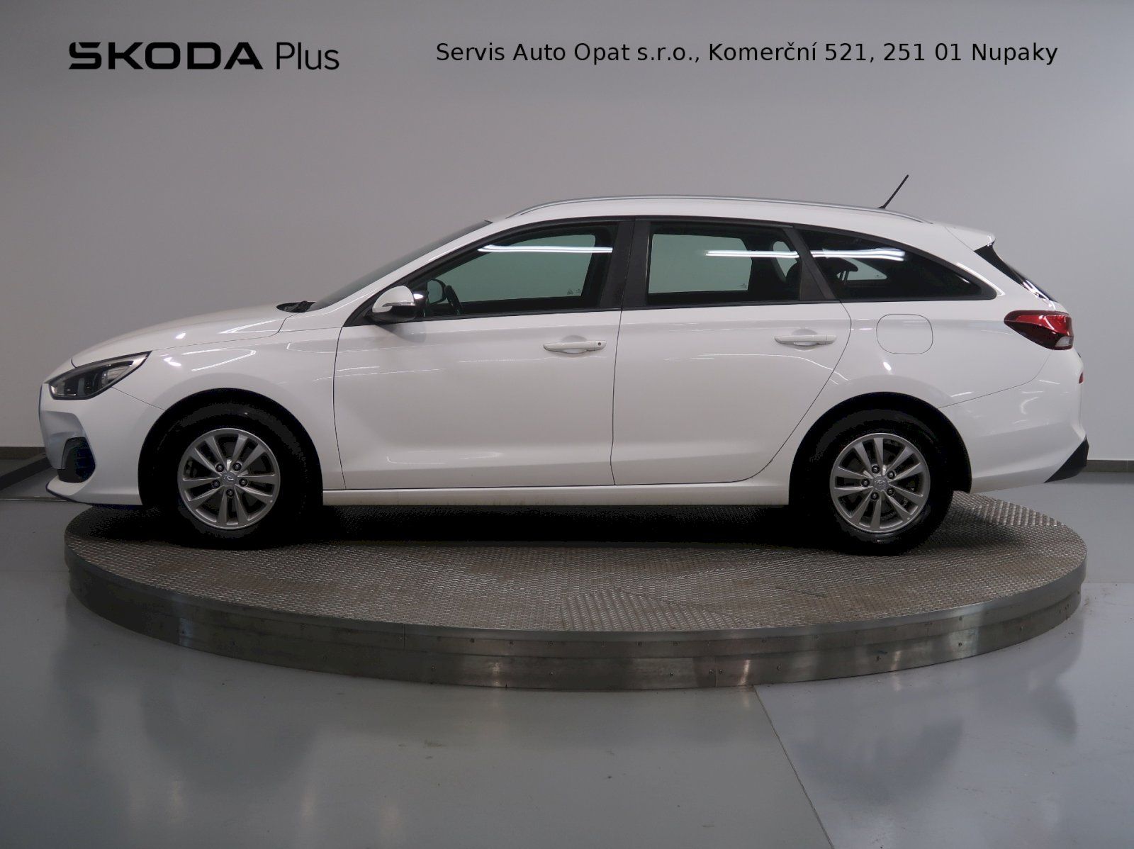 Hyundai i30, 1.6CRDI 85KW - fotka 3