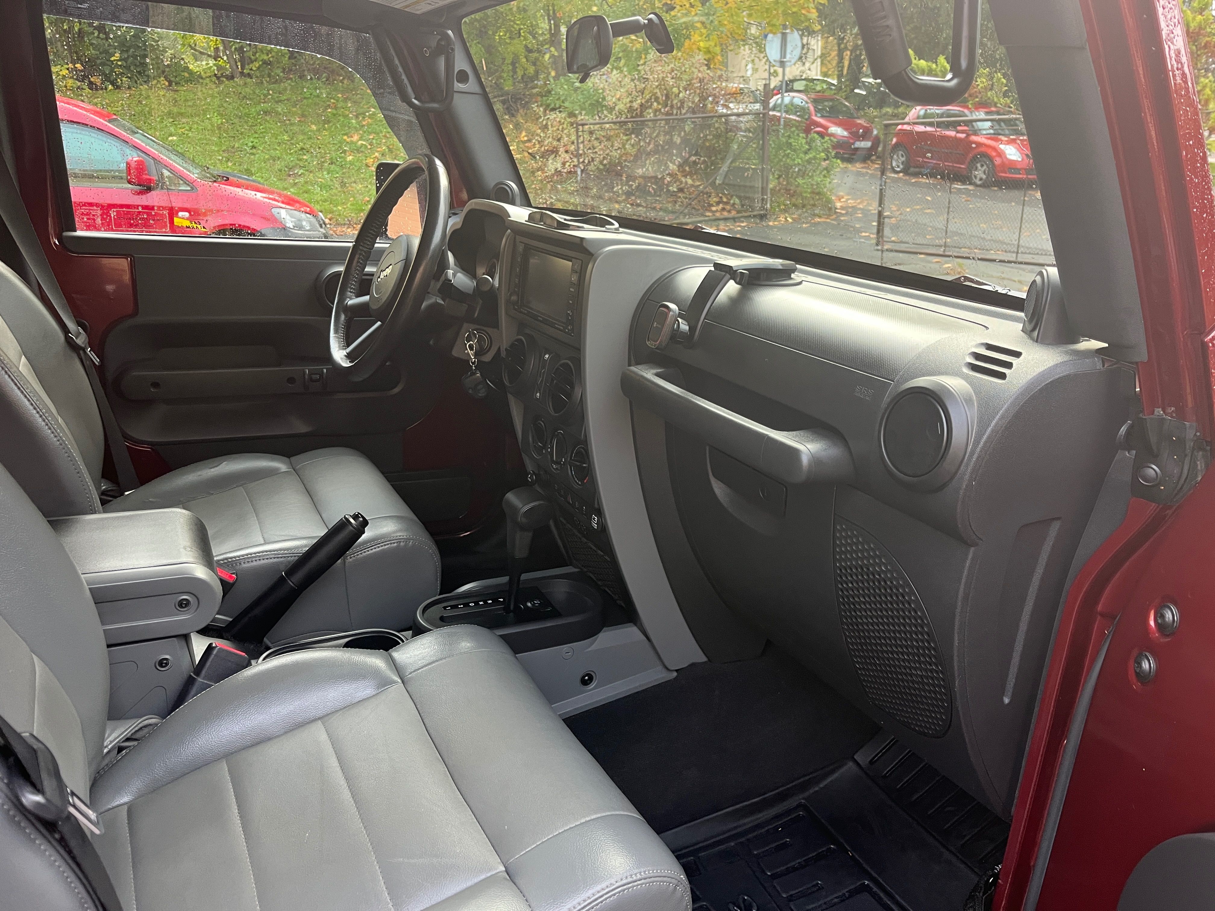 Jeep Wrangler, 2.8 CRD/130kW AT Rubicon ČR - fotka 6