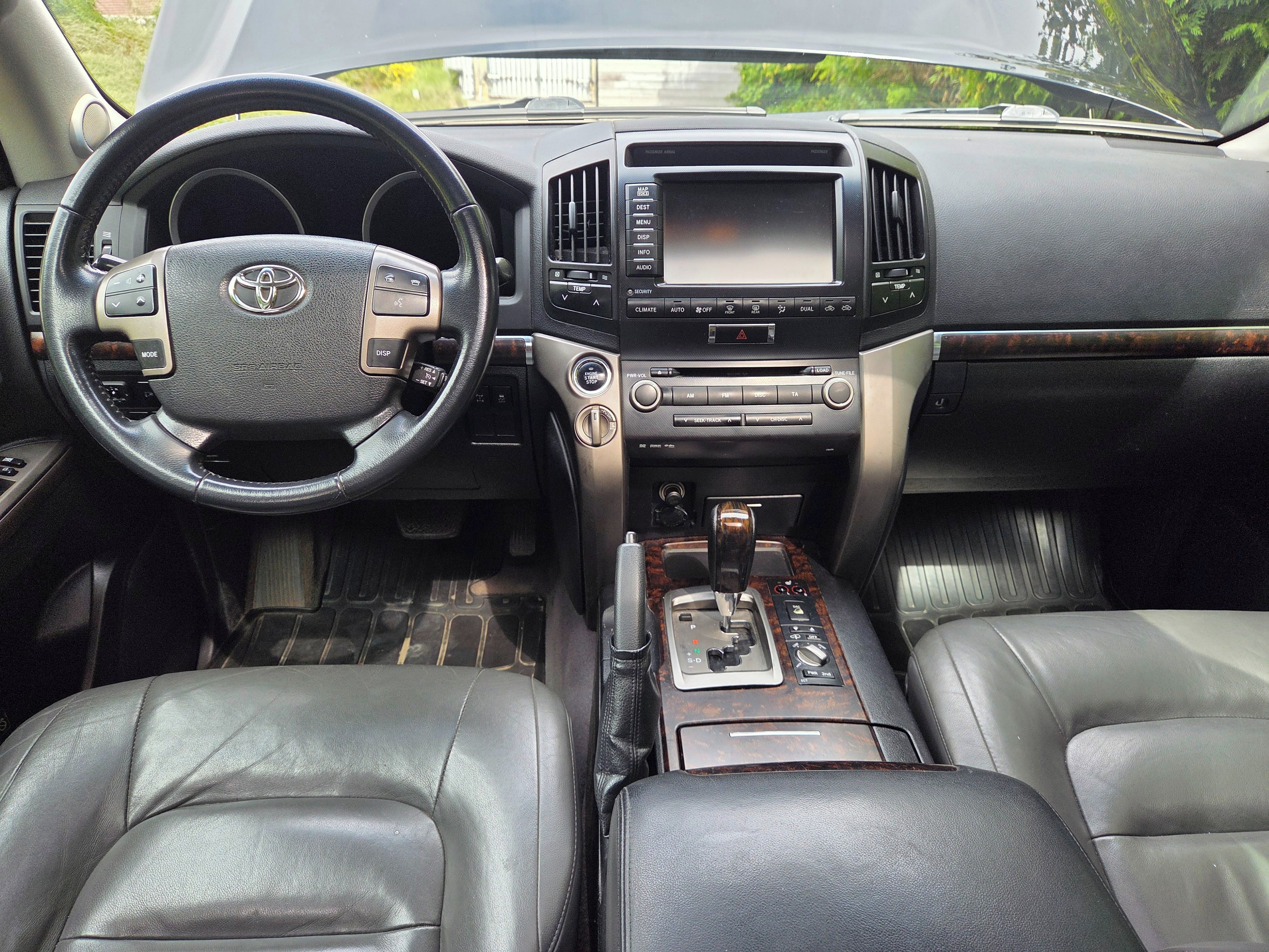 Toyota Land Cruiser, Toyota Landcruiser 200 V8 - fotka 6