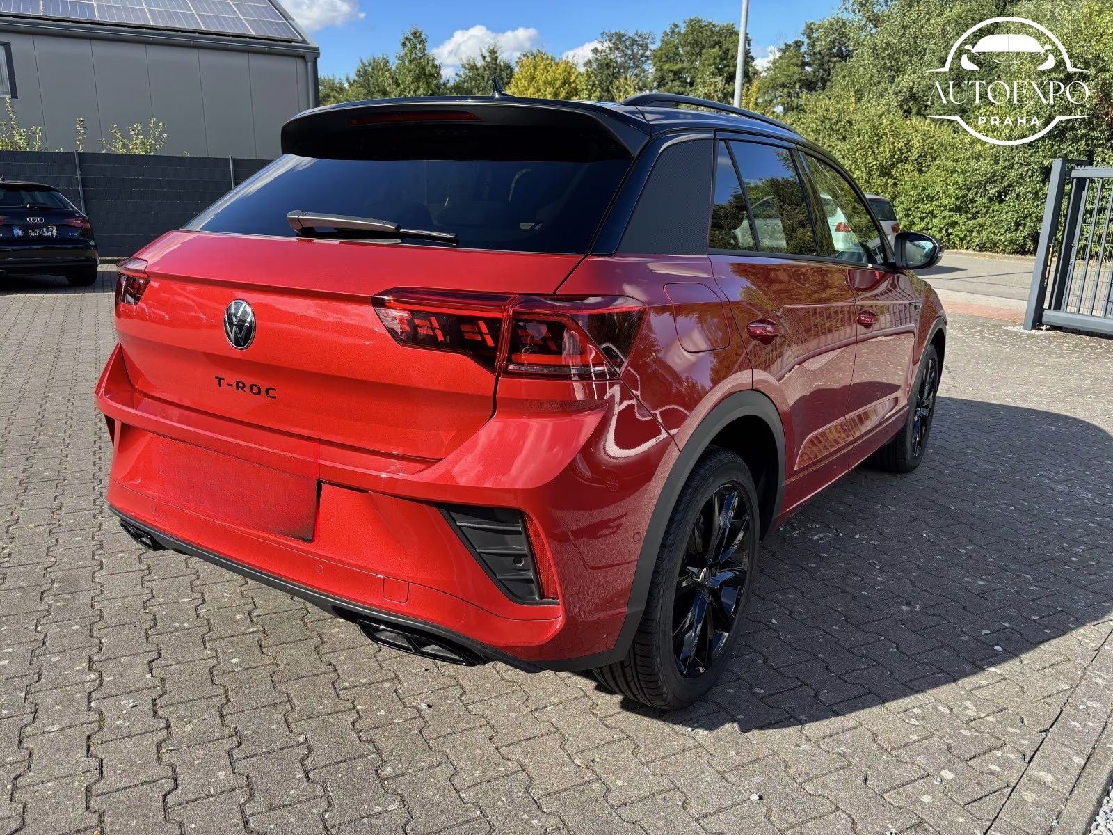 Volkswagen T-Roc, R-Line*Matrix*Kamera*Tažné - fotka 4