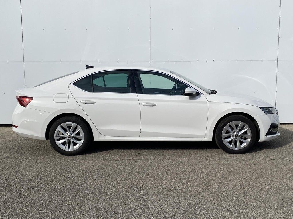 Škoda Octavia, 1,5 TSI M-HEV 110 kW Style DSG - fotka 3