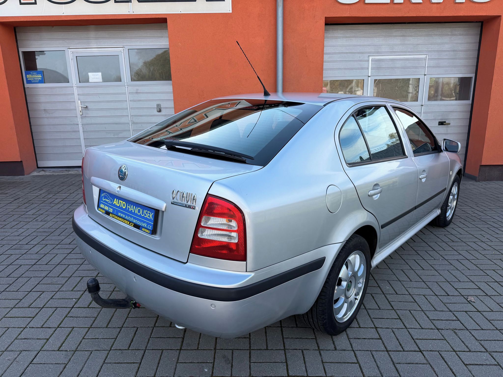 Škoda Octavia, 1.6i 75KW - fotka 2