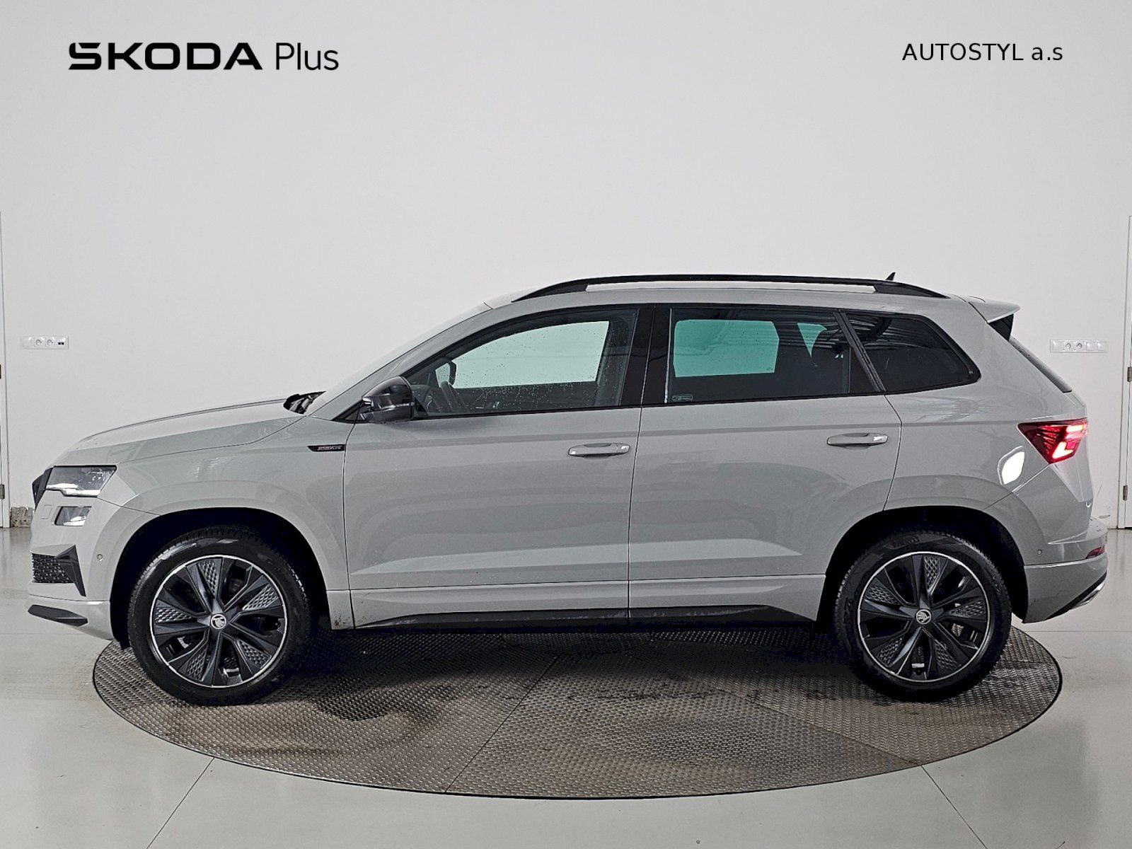 Škoda Karoq, 2.0TDi 110kW 4x4 SPORTLINE WEB - fotka 3