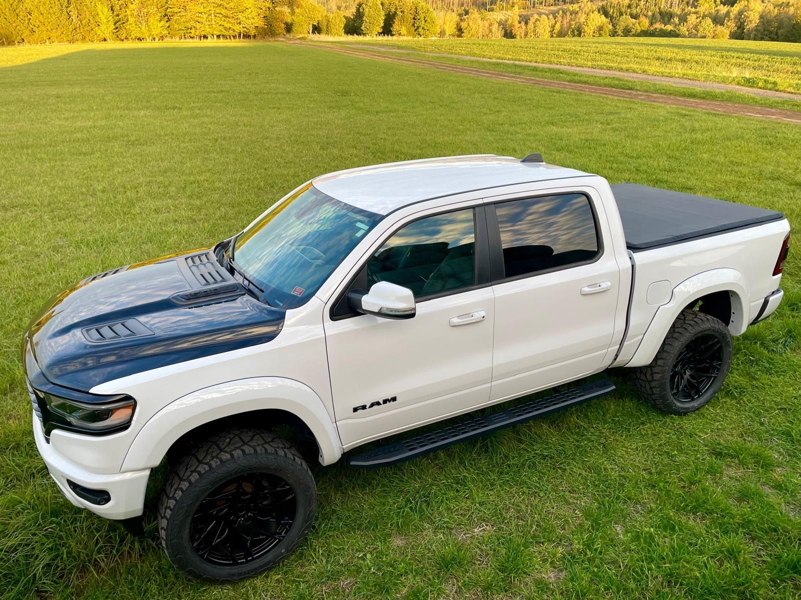 Dodge Ram, 1500, 5,7 HEMI - fotka 3