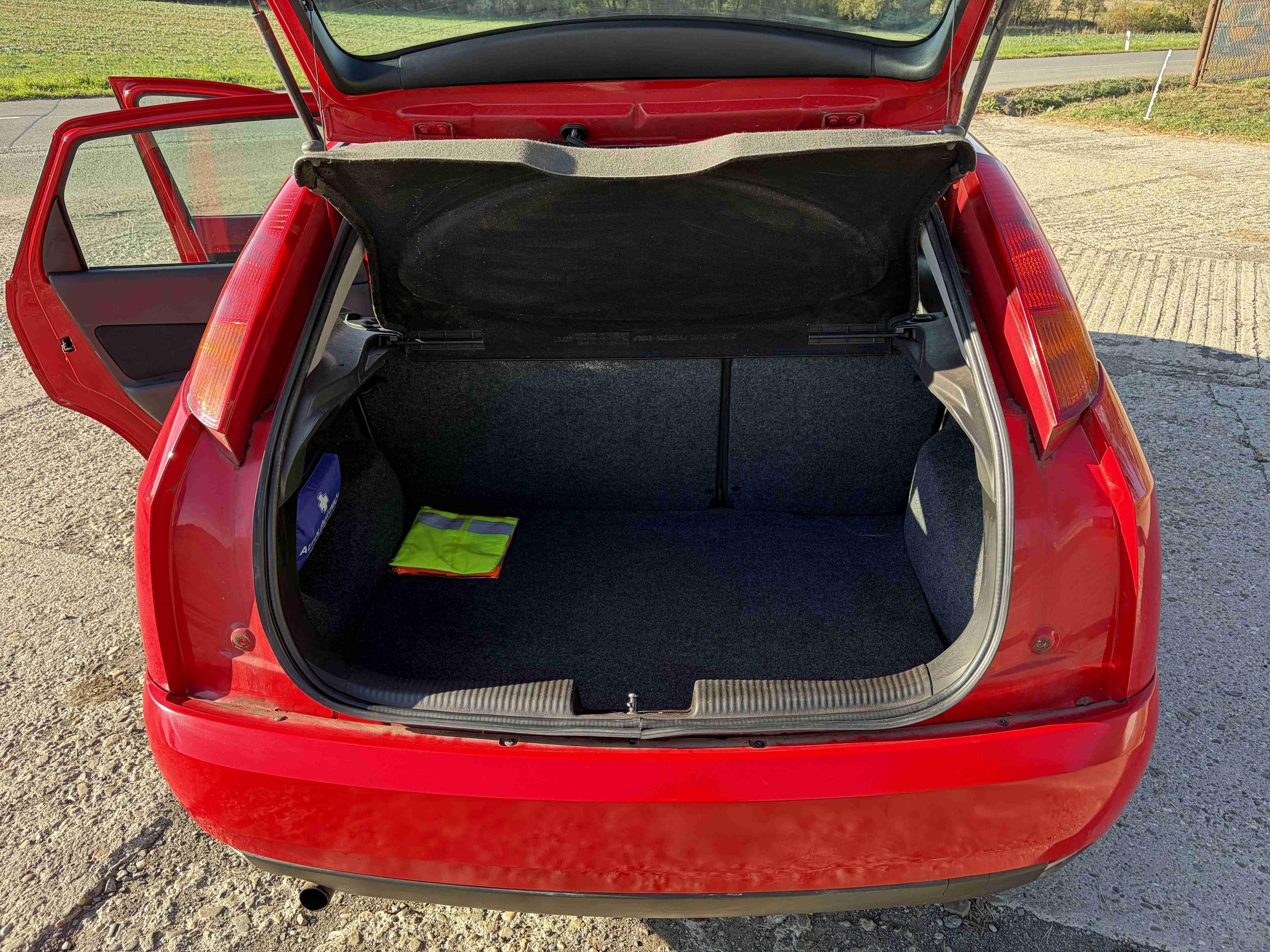 Ford Focus, pěkný stav - fotka 5