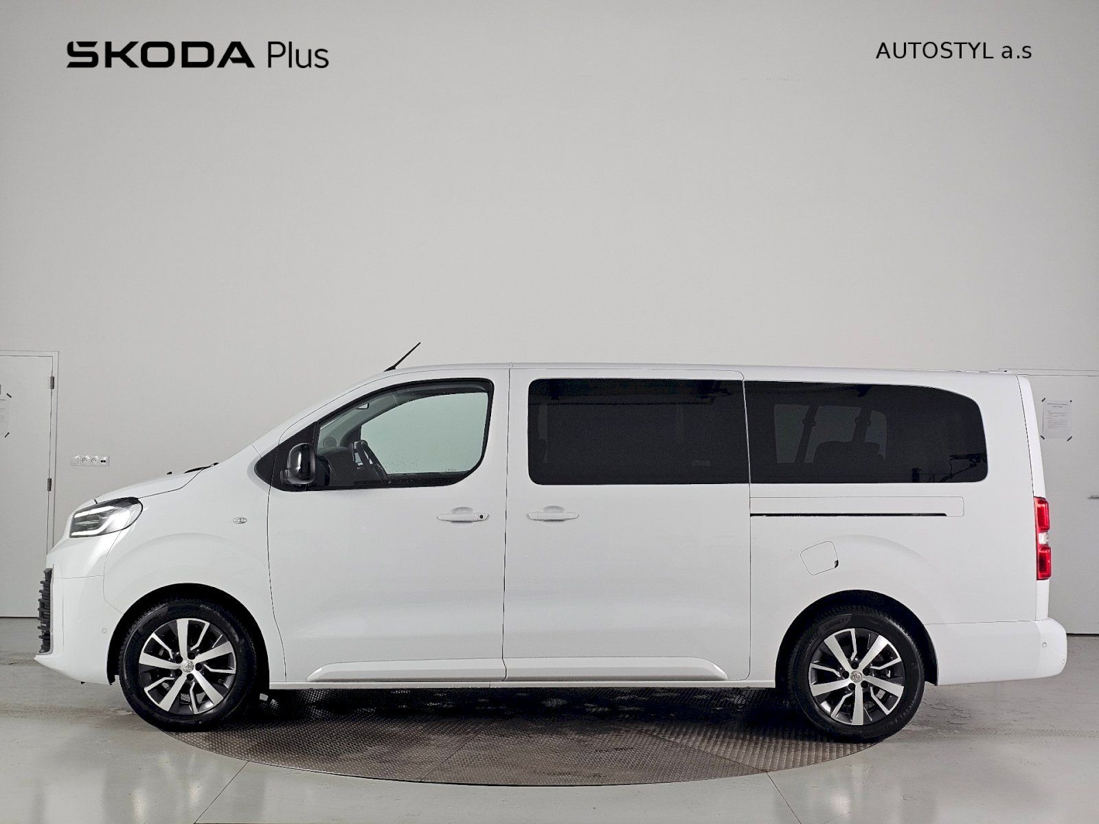 Toyota Proace Verso, L2 2.0D 106kW FAMILY WEBASTO 8 - fotka 3