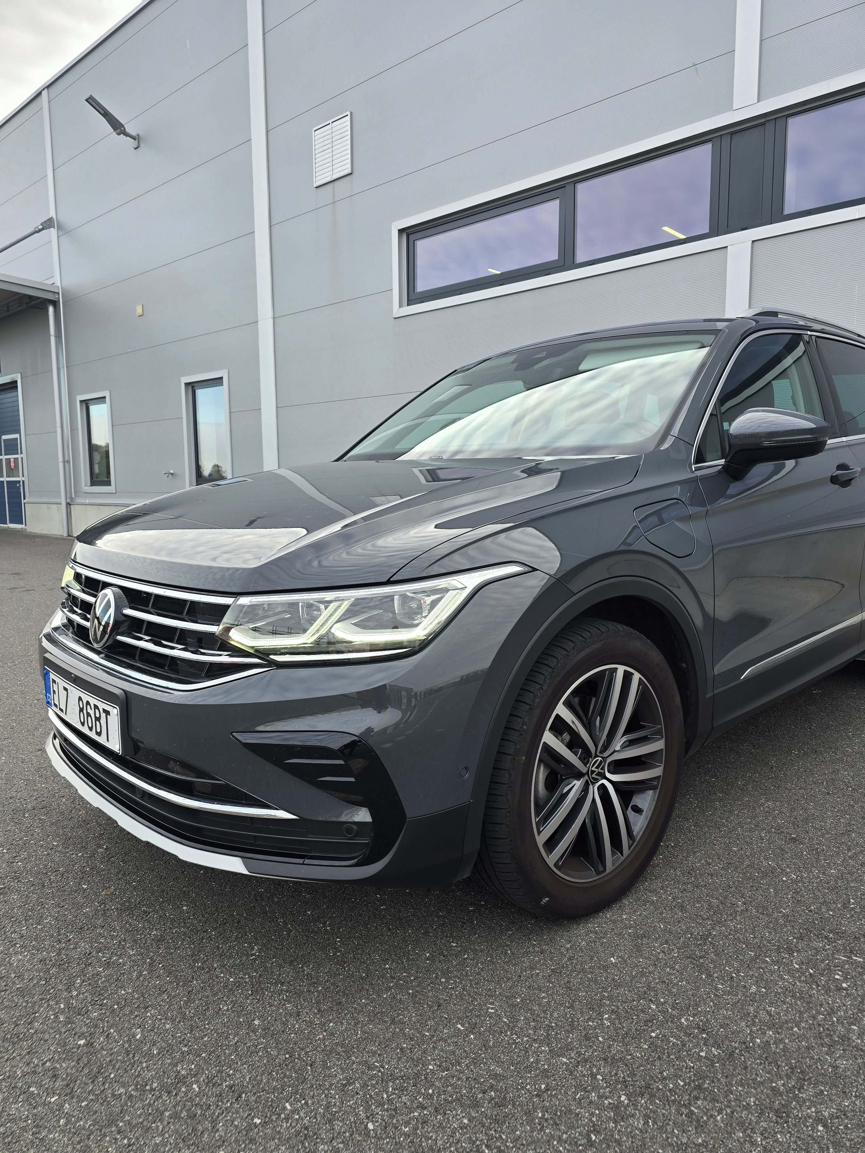 Volkswagen Tiguan, TIGUAN Hybrid Elegance 1,4 TSI