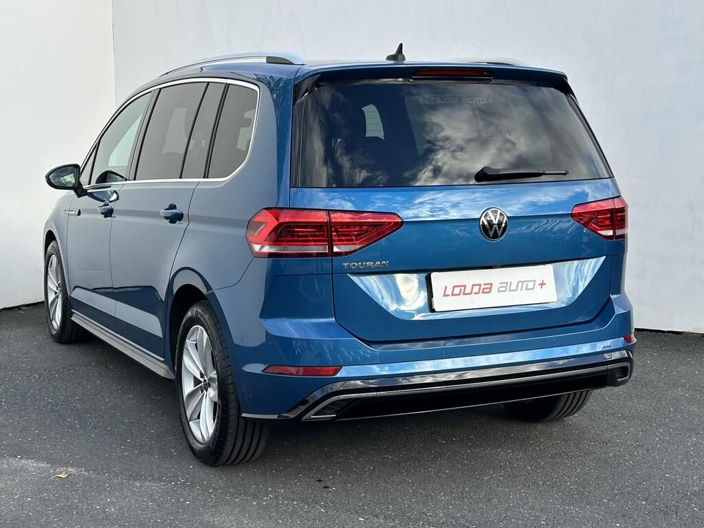 Volkswagen Touran, R line 1.5 TSI 110 kW - fotka 6