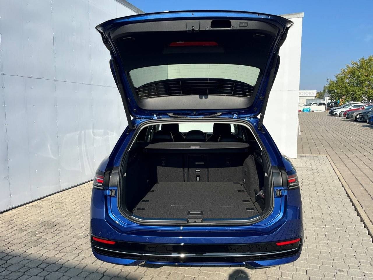 Volkswagen Passat, Style 7DSG 2,0TDI - fotka 4