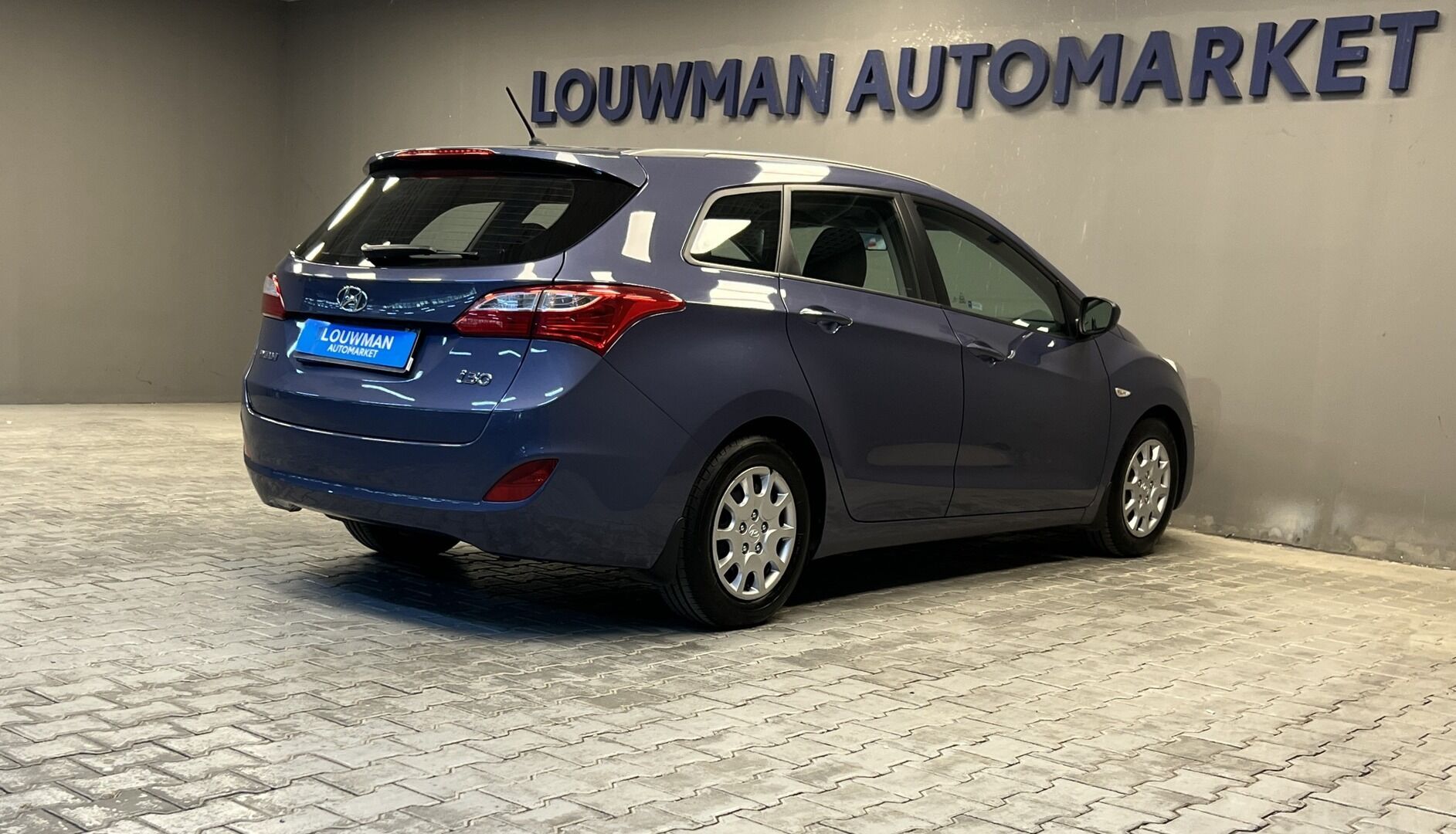 Hyundai i30, TRIKOLOR - fotka 4