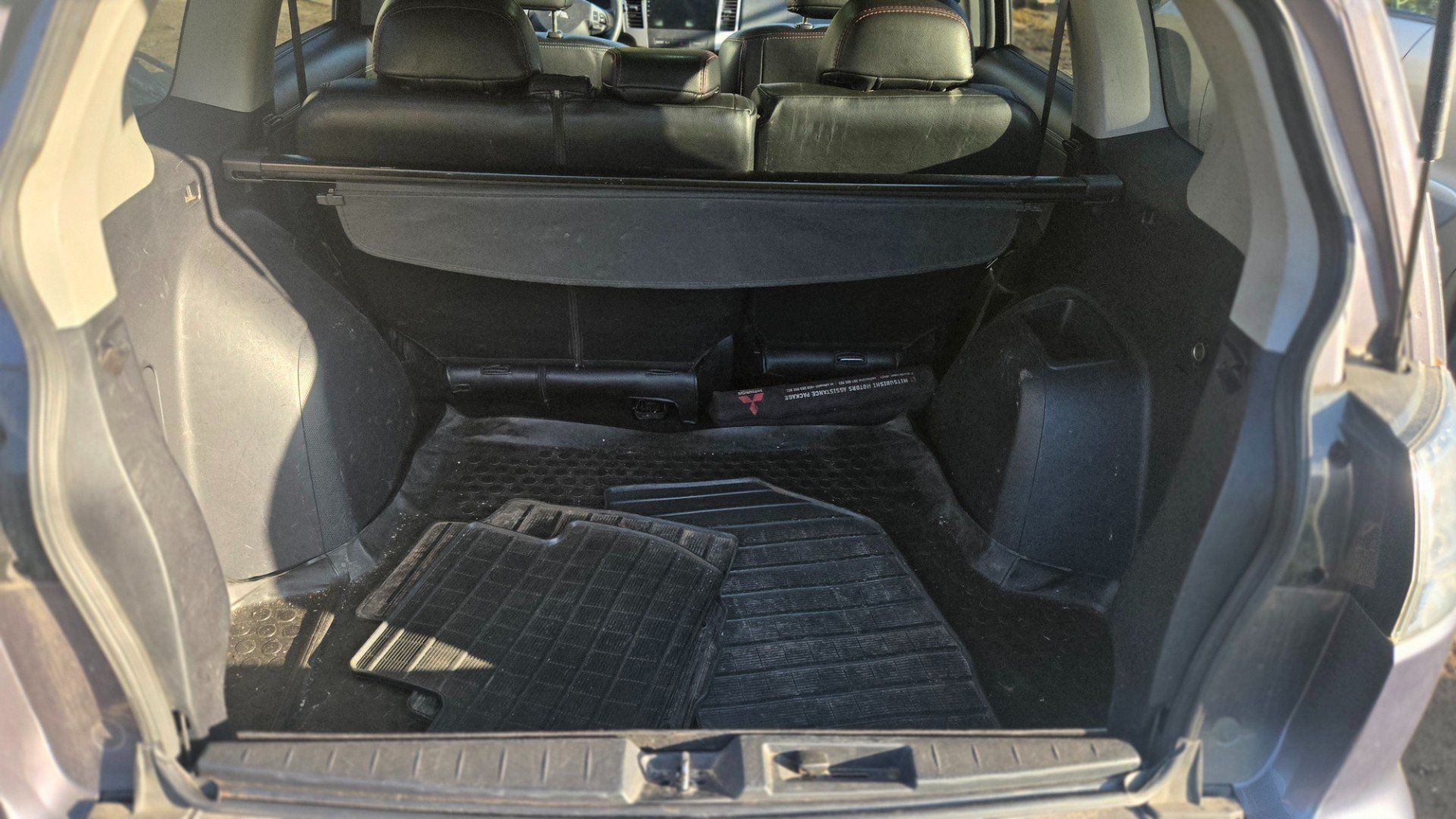 Mitsubishi Outlander, 1 majitel, koup. nové v ČR - fotka 5