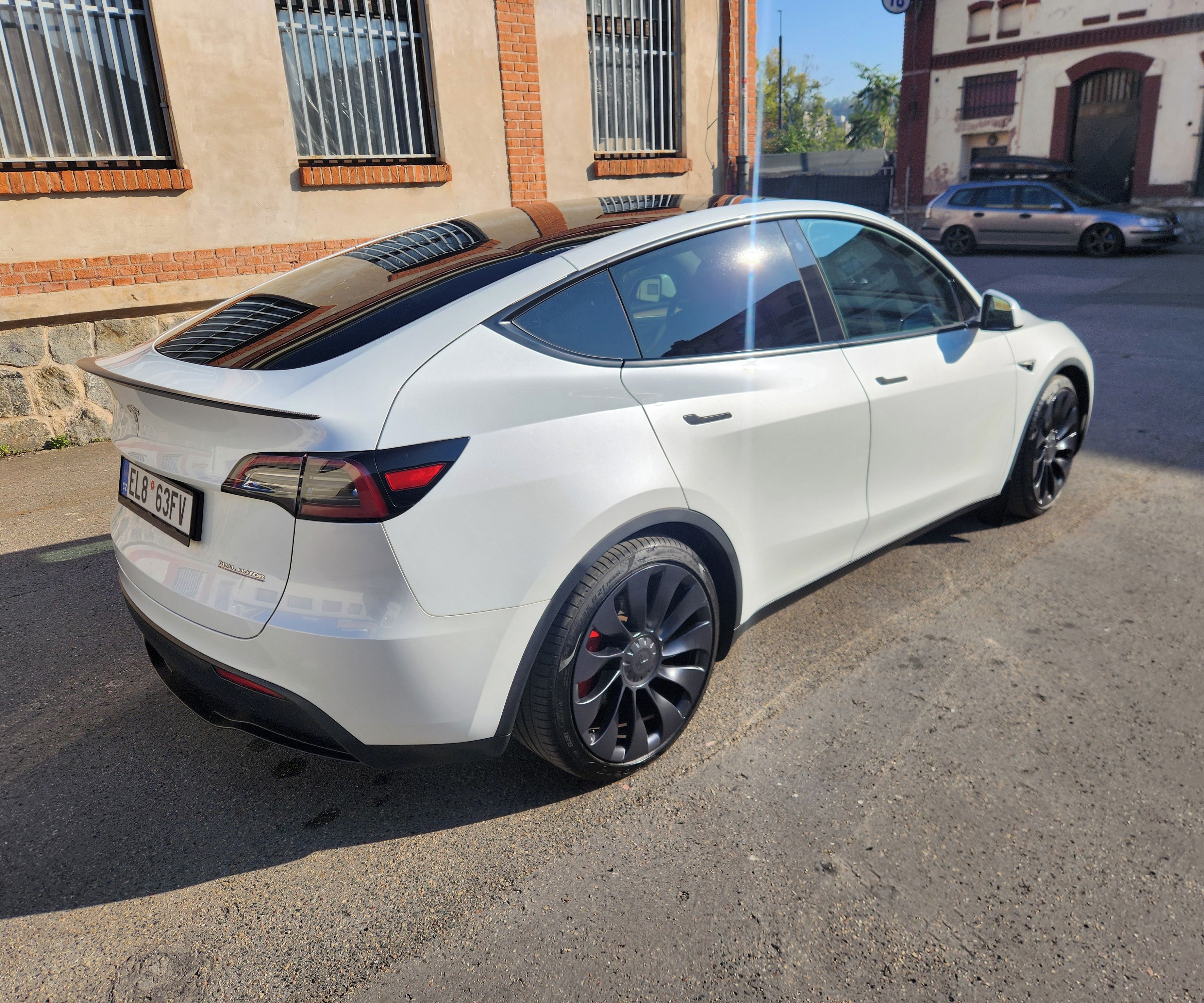 Tesla Model Y, 534KW*78,8KWh*PERFORMENS* - fotka 3