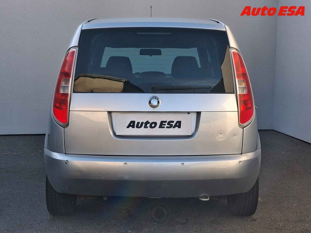Škoda Roomster, 1.2 i,2.maj,ČR,Xenon - fotka 5