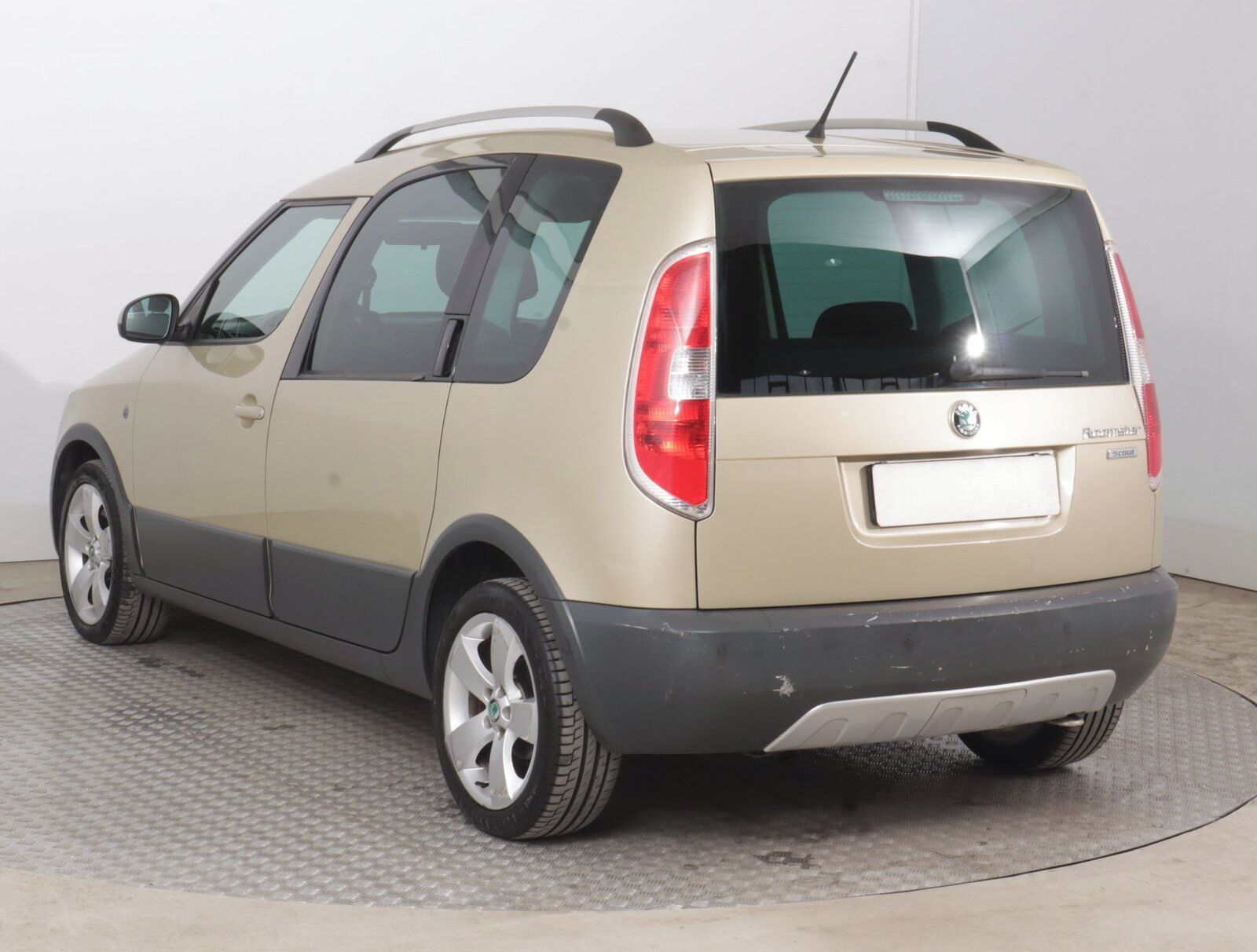 Škoda Roomster, 1.2 TSI, Automat, Tempomat - fotka 4