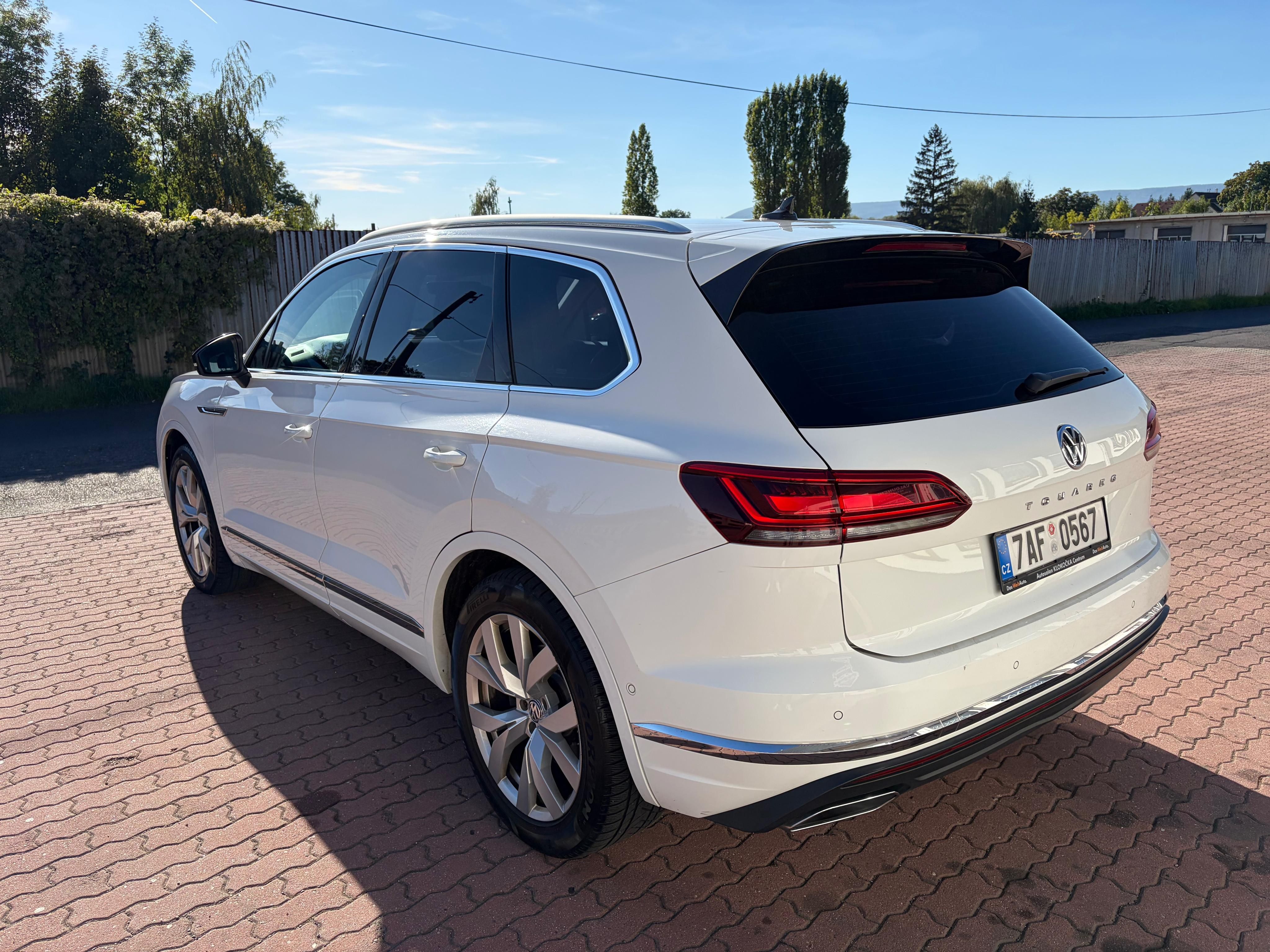 Volkswagen Touareg, ČR 210kw 2.majitel - fotka 4