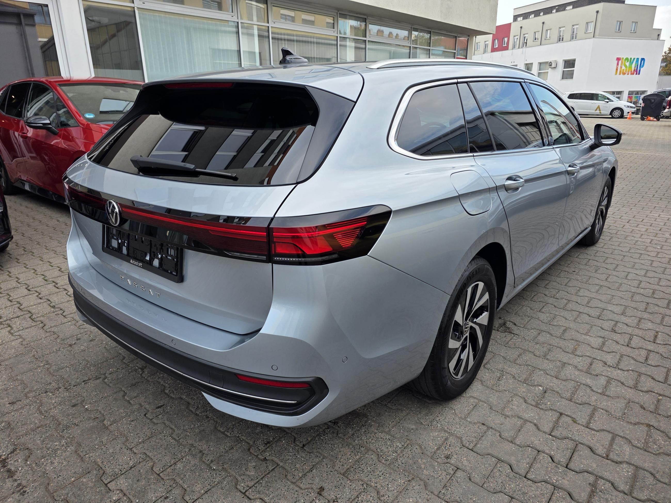 Volkswagen Passat Variant, 2.0 TDI 110kW DSG / Tažné - fotka 6
