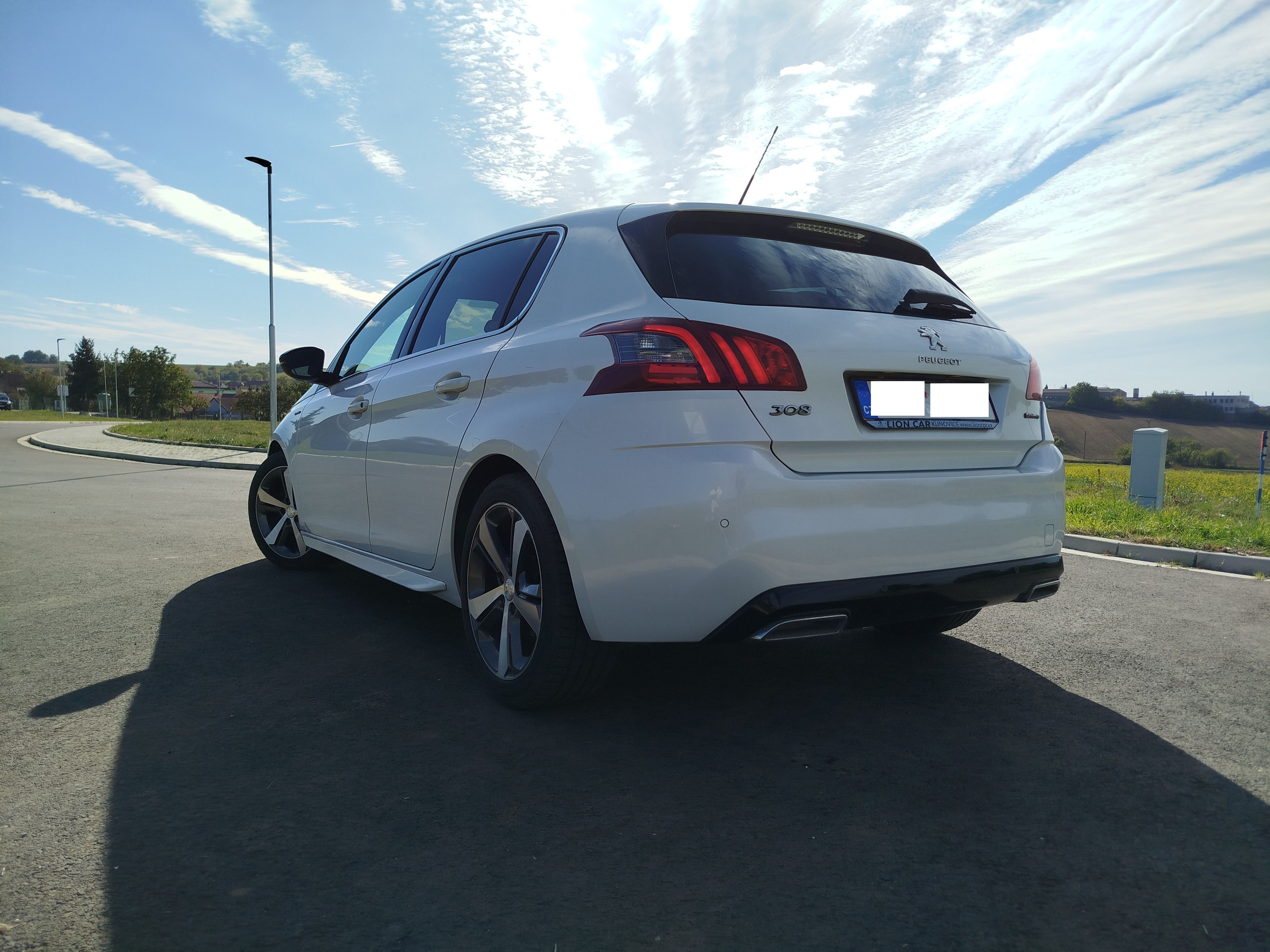 Peugeot 308 - fotka 6