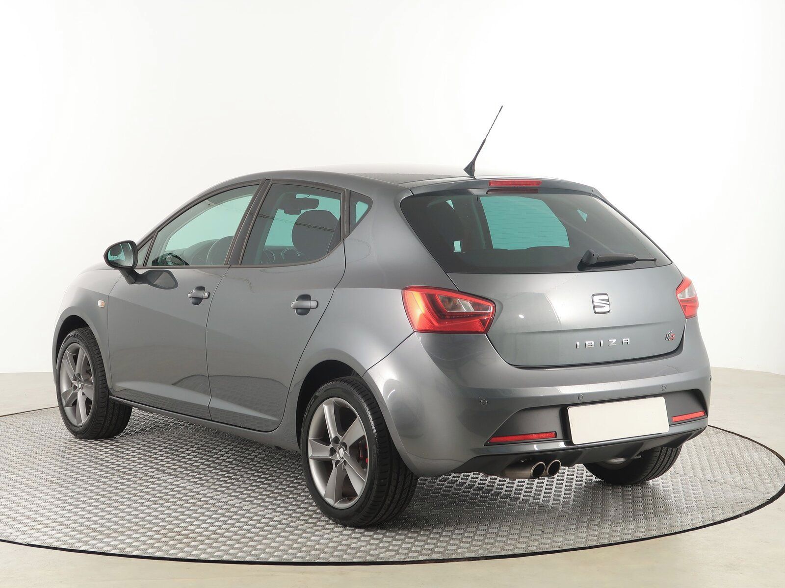 Seat Ibiza, 1.2 TSI - fotka 4