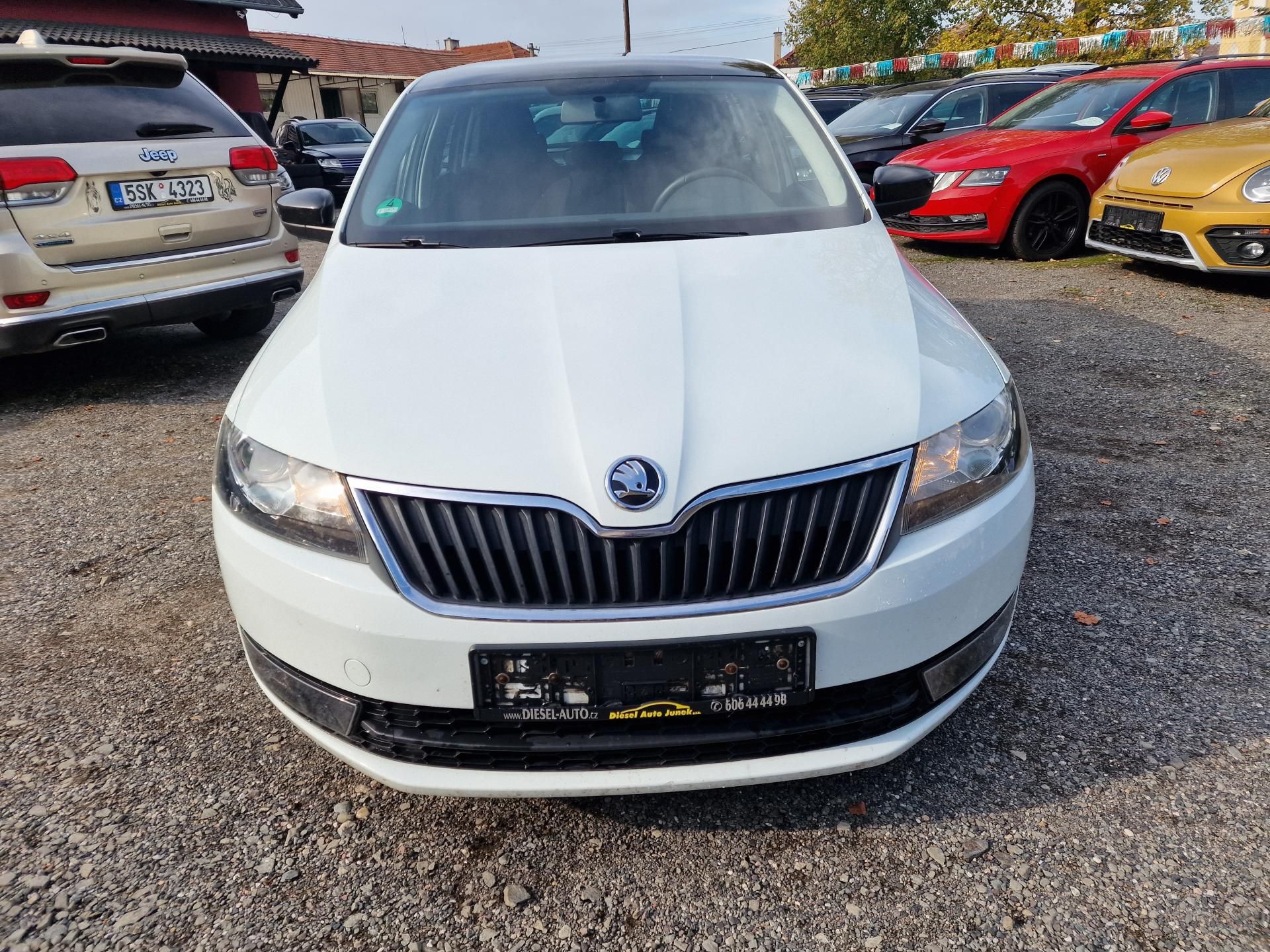 Škoda Rapid, 1,2TSI 77KW STYLE PANORAMA - fotka 2