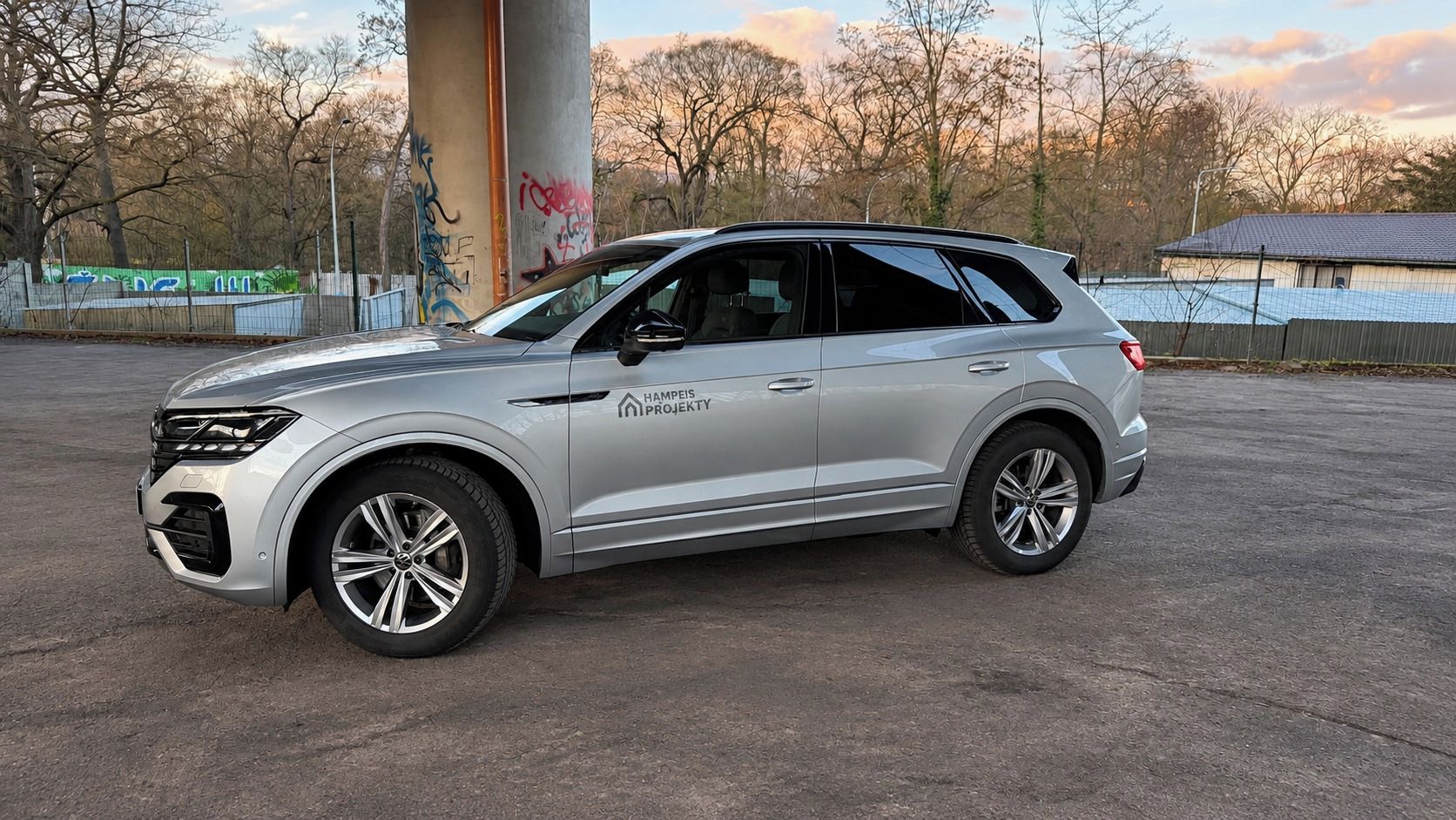 Volkswagen Touareg, Exclusive 3.0 V6 TDI 210 kW - fotka 3
