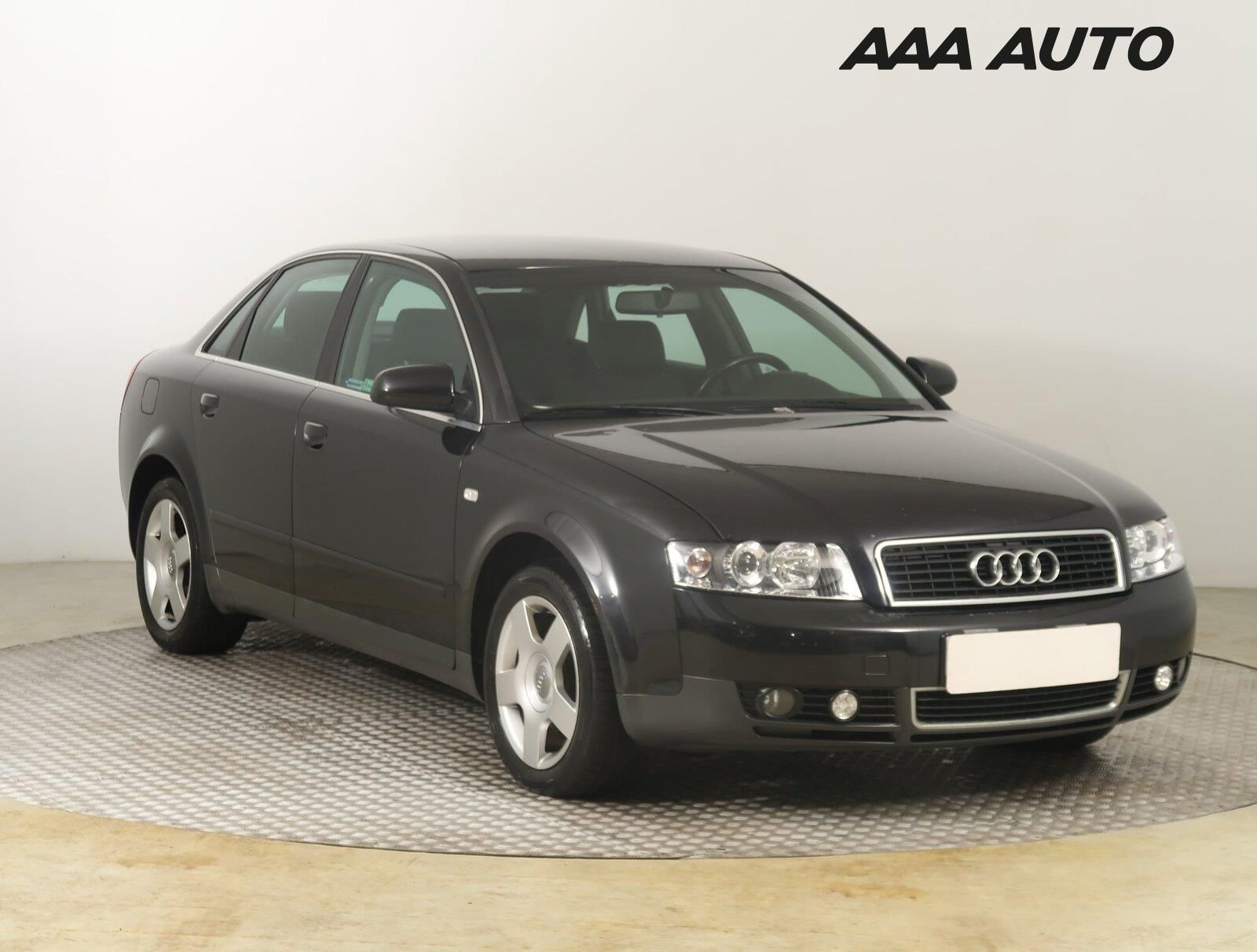 Audi A4, 1.9 TDI, po STK, Tažné