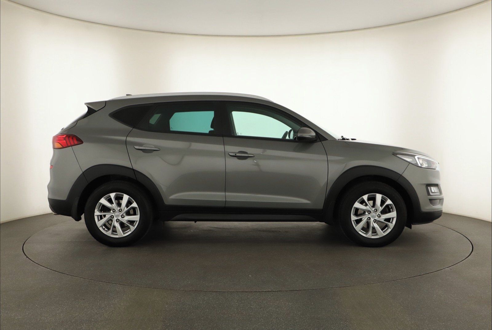 Hyundai Tucson, 1.6 CRDi, 4X4, Serv.kniha - fotka 6