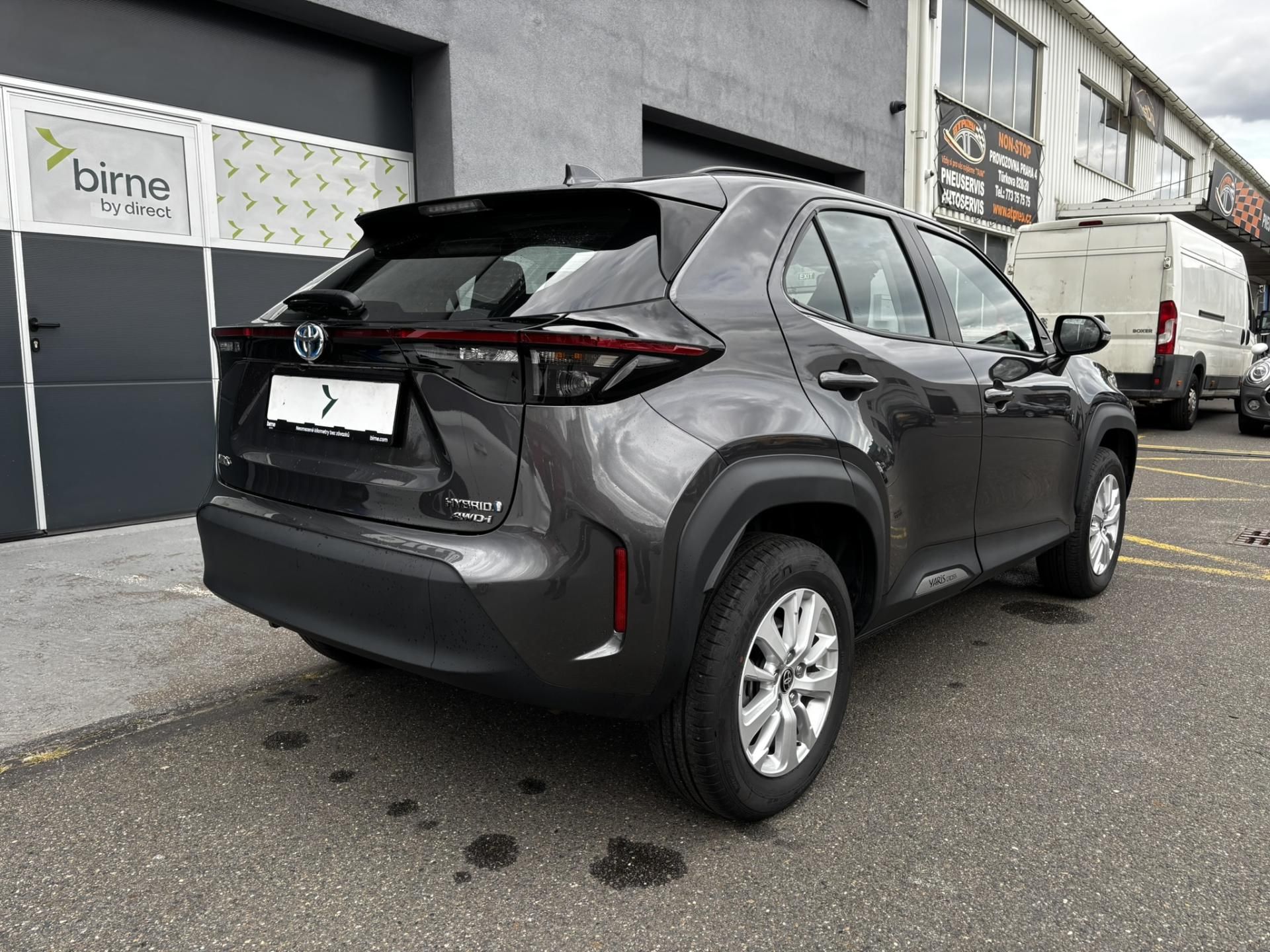 Toyota Yaris Cross, Comfort 1.5 Hybrid 4WD - fotka 3