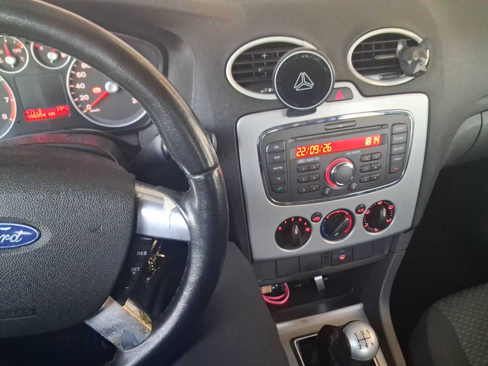 Ford Focus, 1.6 16V, po STK - fotka 3