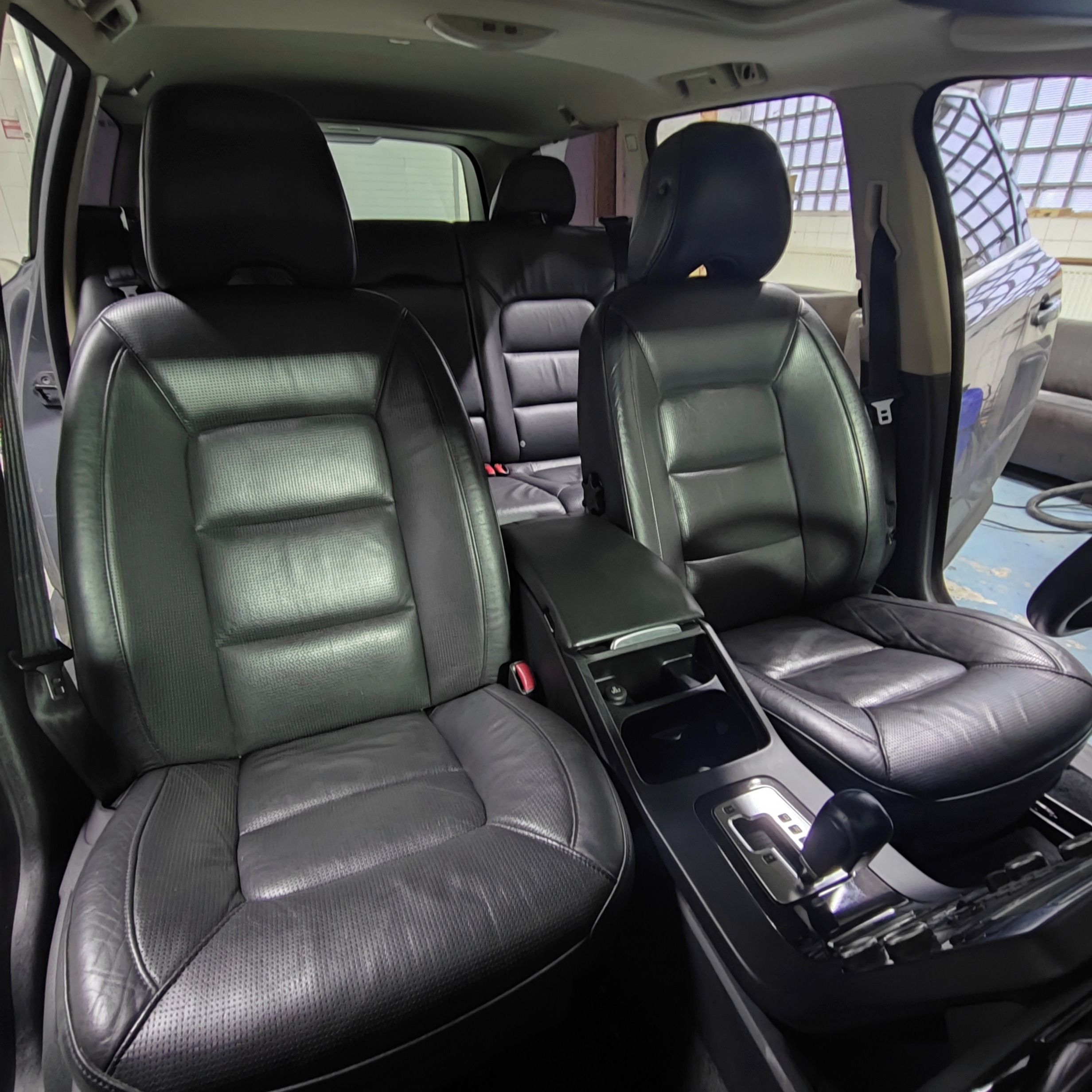 Volvo V70, Volvo V70 T6 benzín 2008 - fotka 4