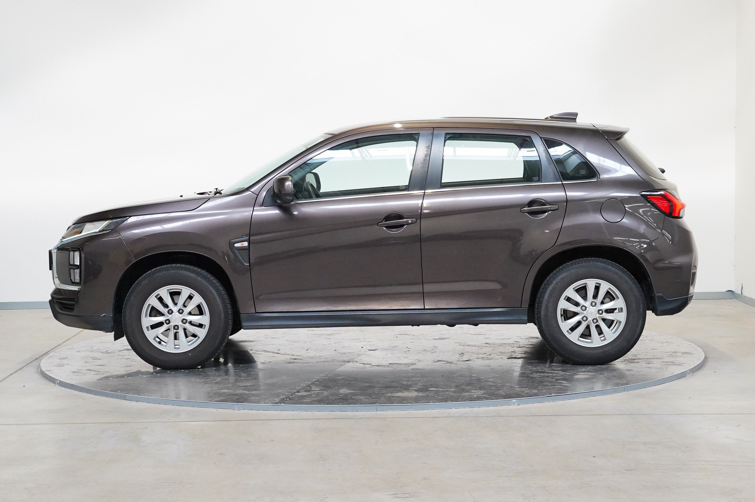 Mitsubishi ASX, 2,0 MIVEC 110 kW - fotka 3