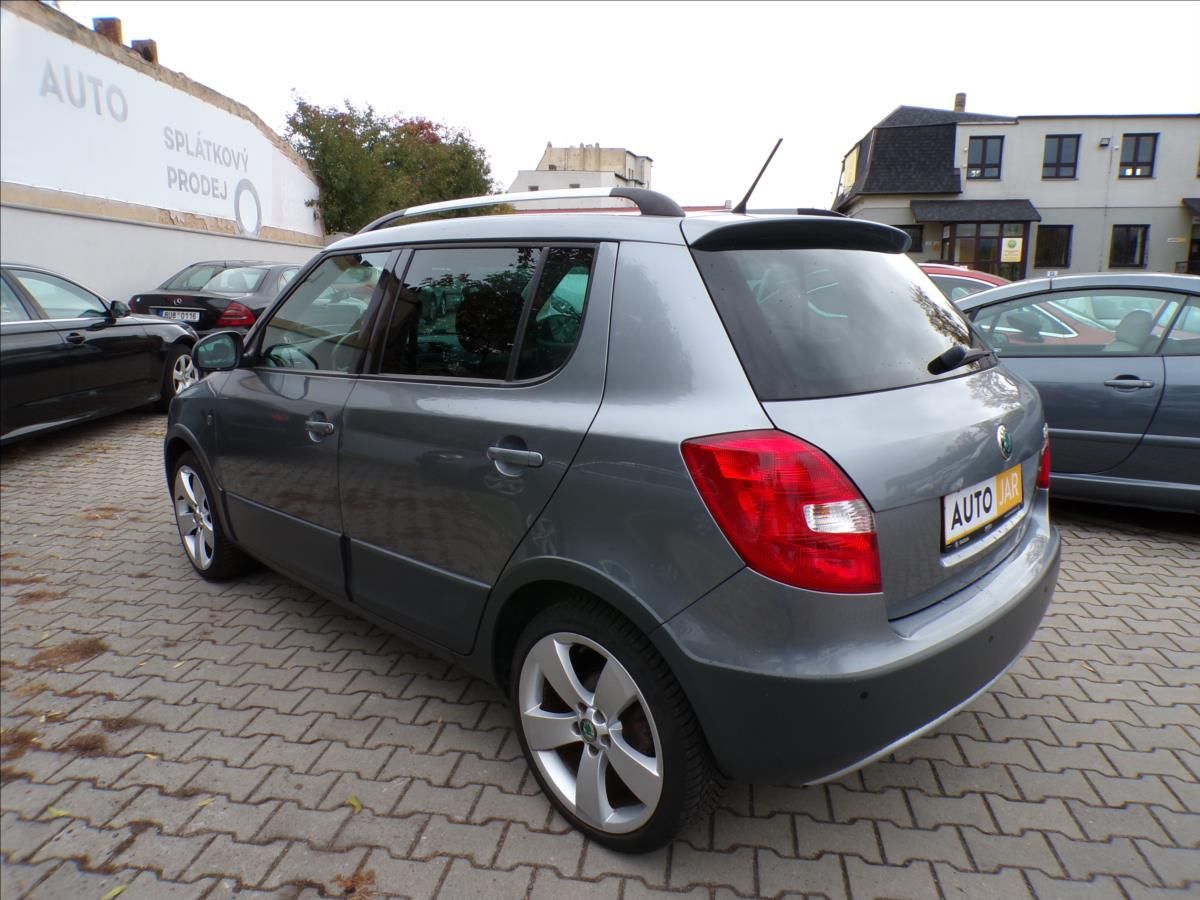 Škoda Fabia, 1,2 TSI  SCOUT - fotka 4