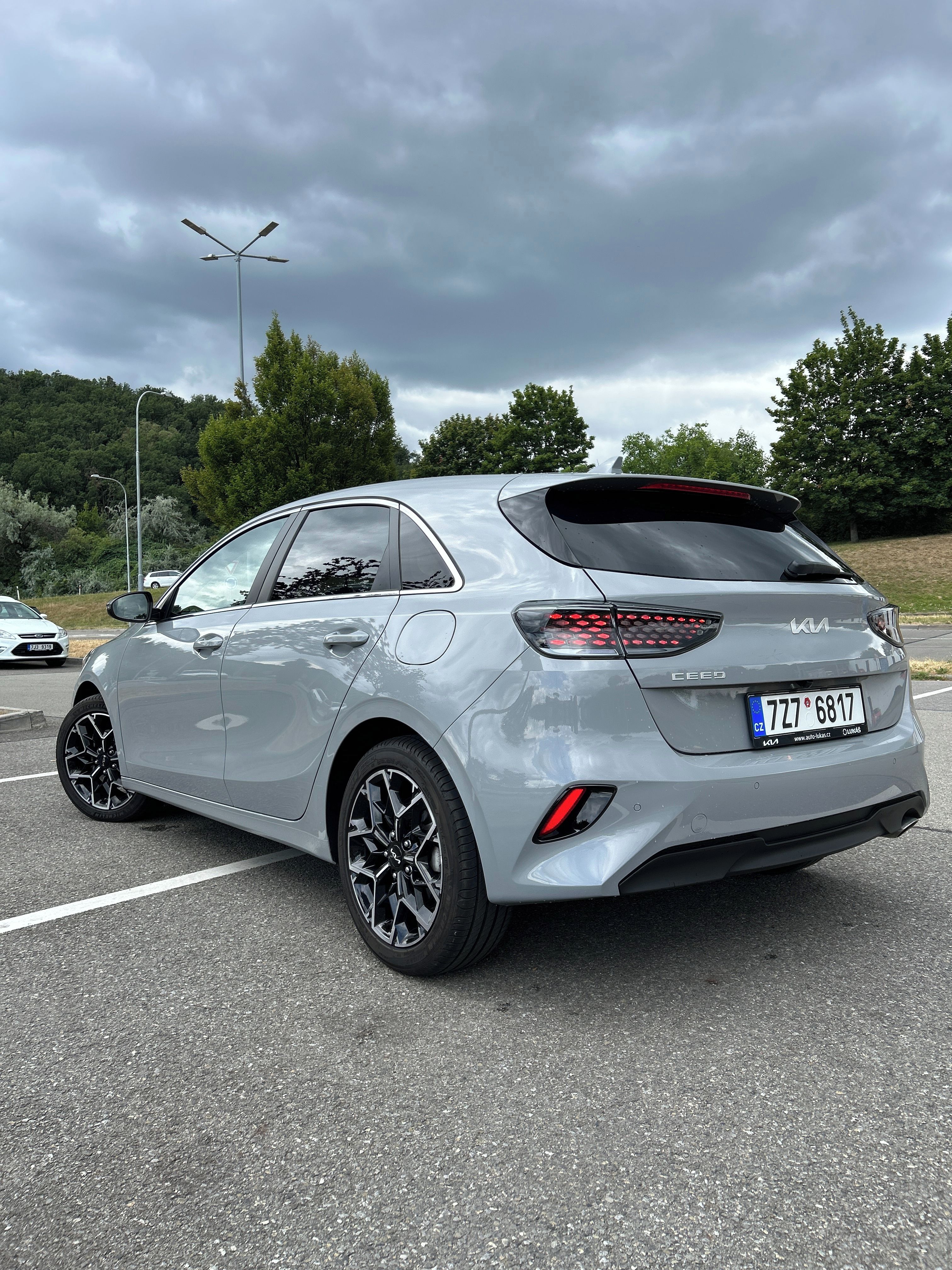 Kia Cee´d, Kia Cee´d 1.5/118kW-záruka2031 - fotka 4