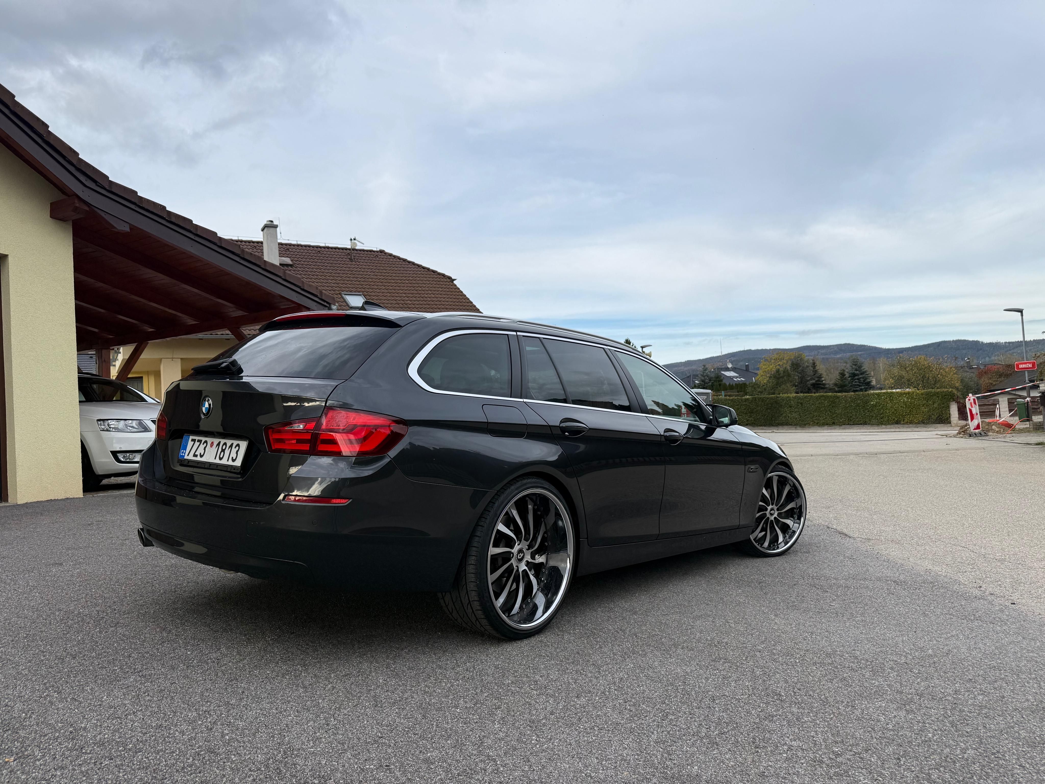 BMW Řada 5, 3.0d 190 kw  Bohatá výbava - fotka 6