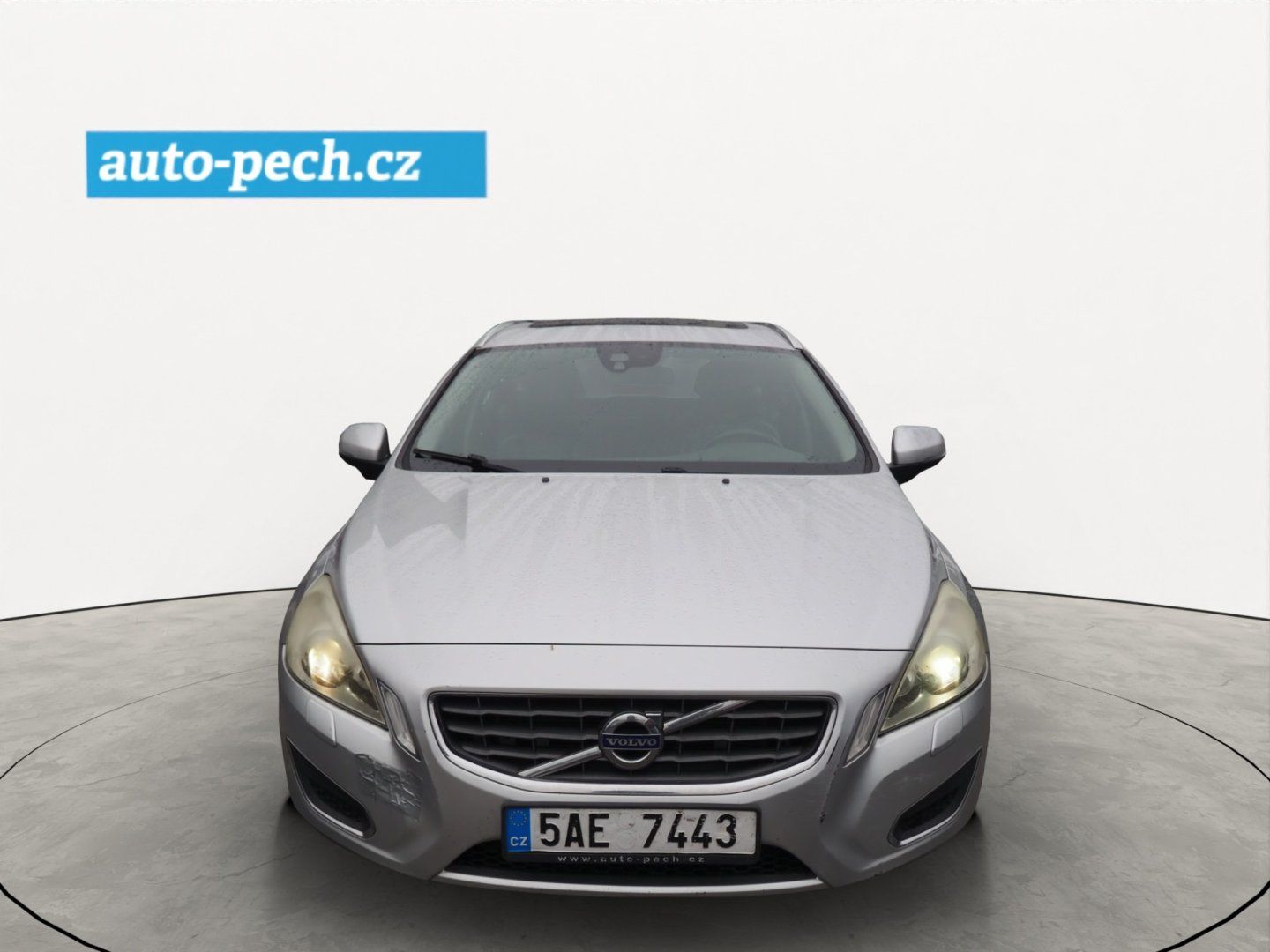 Volvo V60, 2.0D 120 kW, Automat - fotka 6
