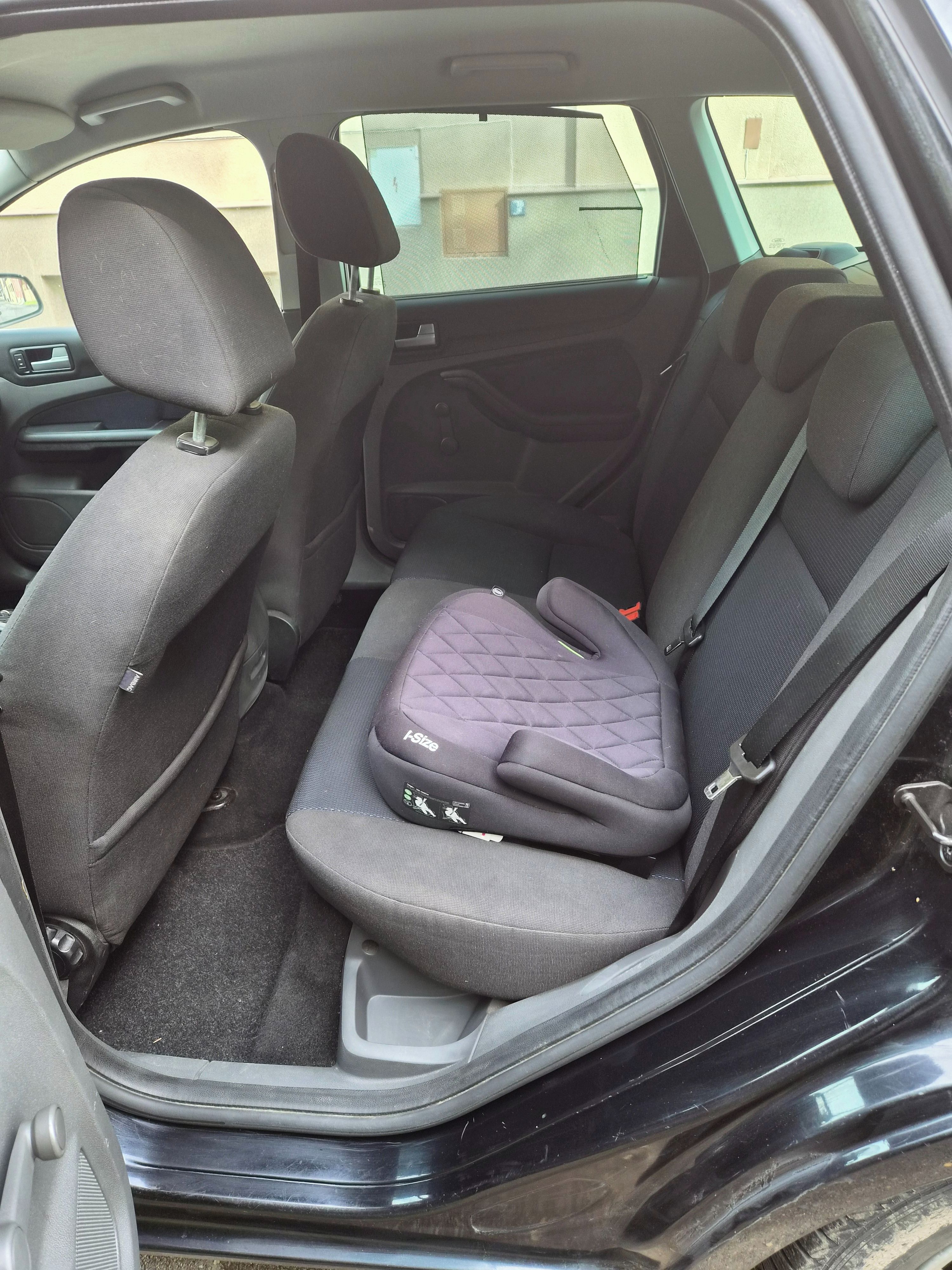Ford Focus, Dobrý stav, tažné - fotka 6