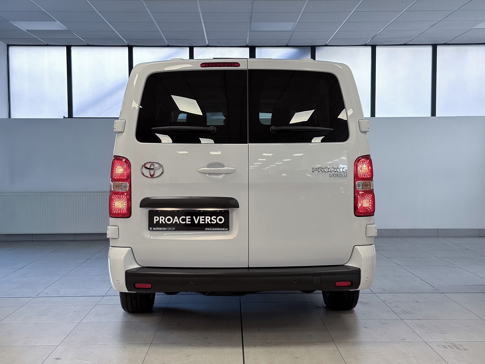 Toyota Proace Verso, Business, 2.0D, 6MT, L2, 9S - fotka 5