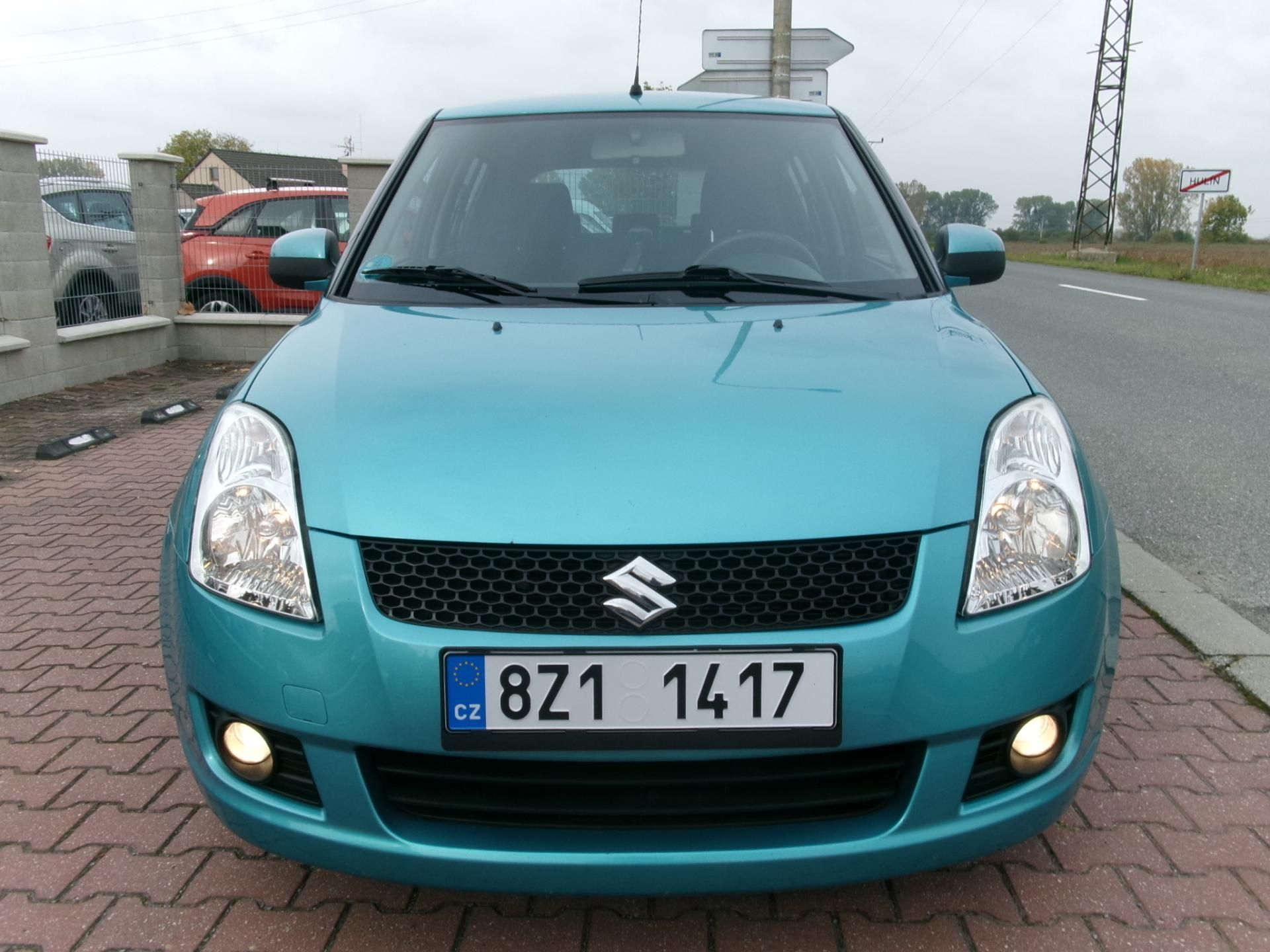 Suzuki Swift, 1,3i KLIMA ALU STK - fotka 4
