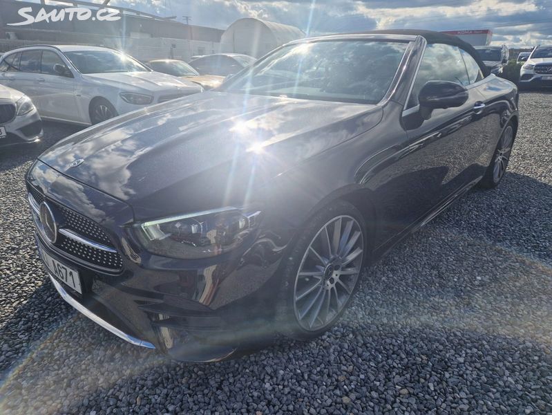 Mercedes-Benz Třídy E, Mercedes BENZ E400 Cabrio 4M