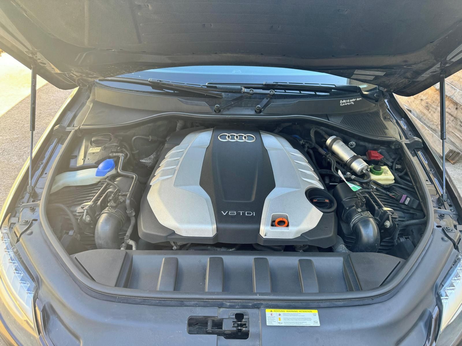 Audi Q7, V8, 7 míst PANO tažné servis - fotka 6
