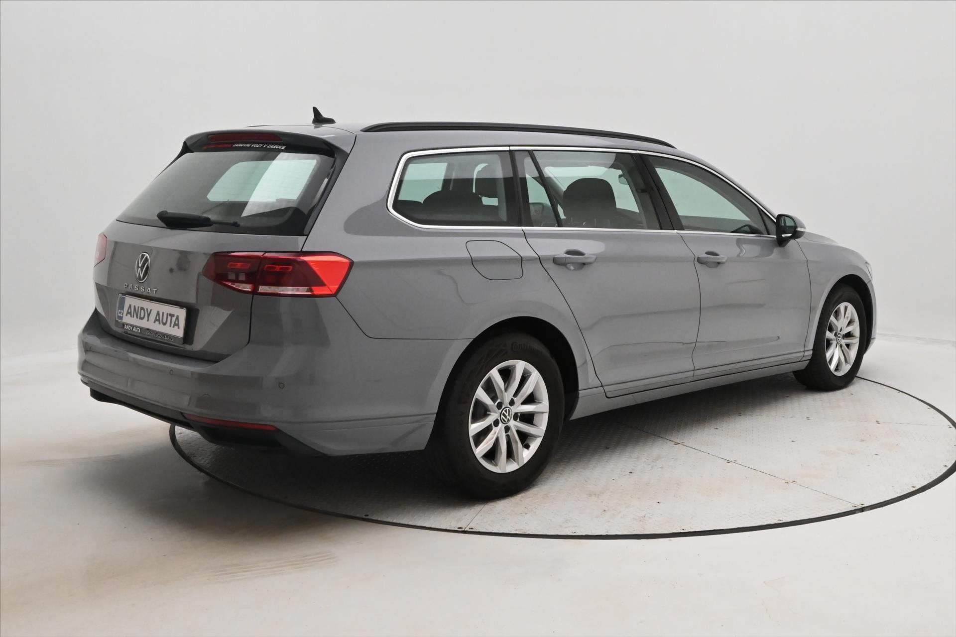 Volkswagen Passat, 2,0 TDI 110 kW DSG Business Zá - fotka 5