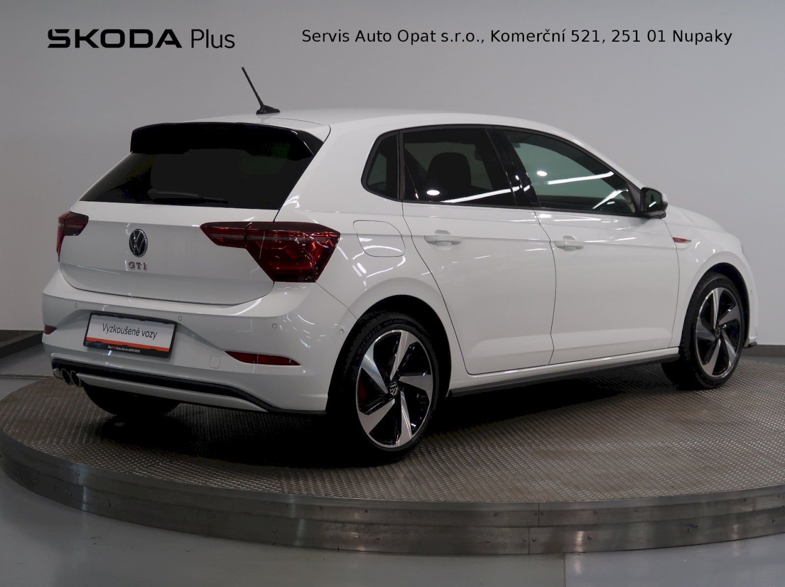 Volkswagen Polo, GTI 2.0TSI 152KW - fotka 2